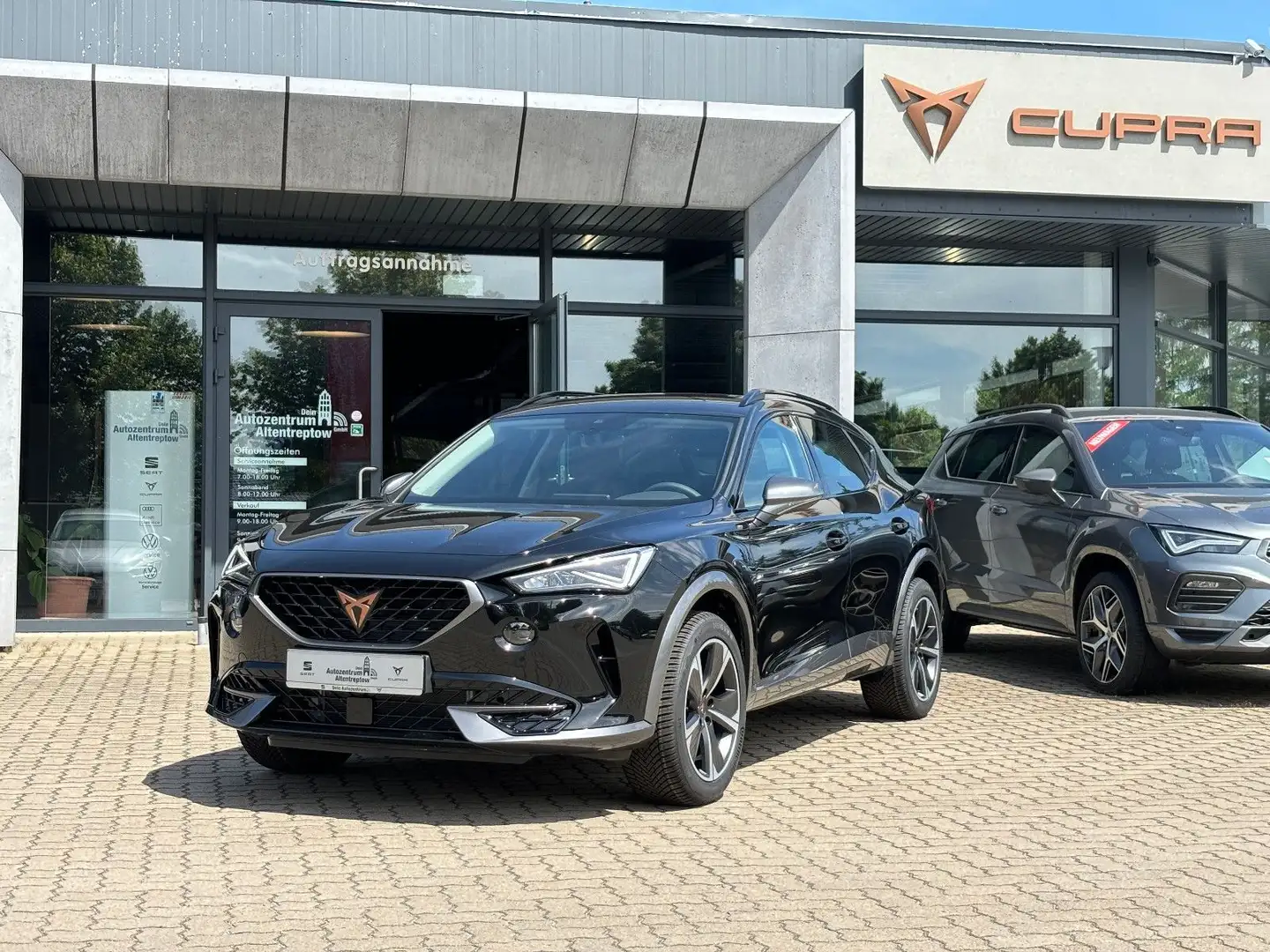 CUPRA Formentor 1.5 TSI AHK NAVI RFK GJR WINTER-PAKET Schwarz - 2