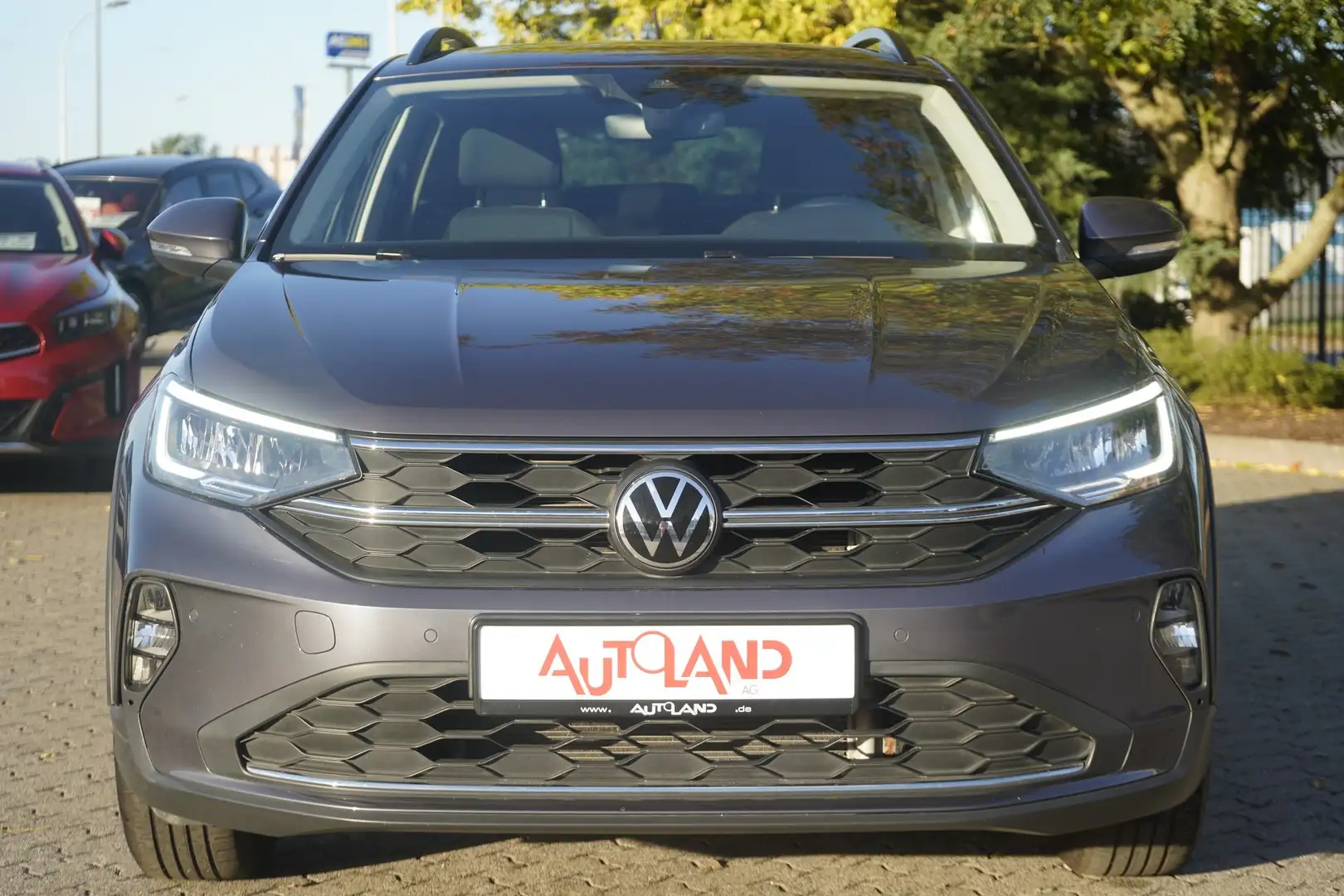 Volkswagen Taigo 1.0 Life LED Navi AHK Sitzheizung Argent - 2