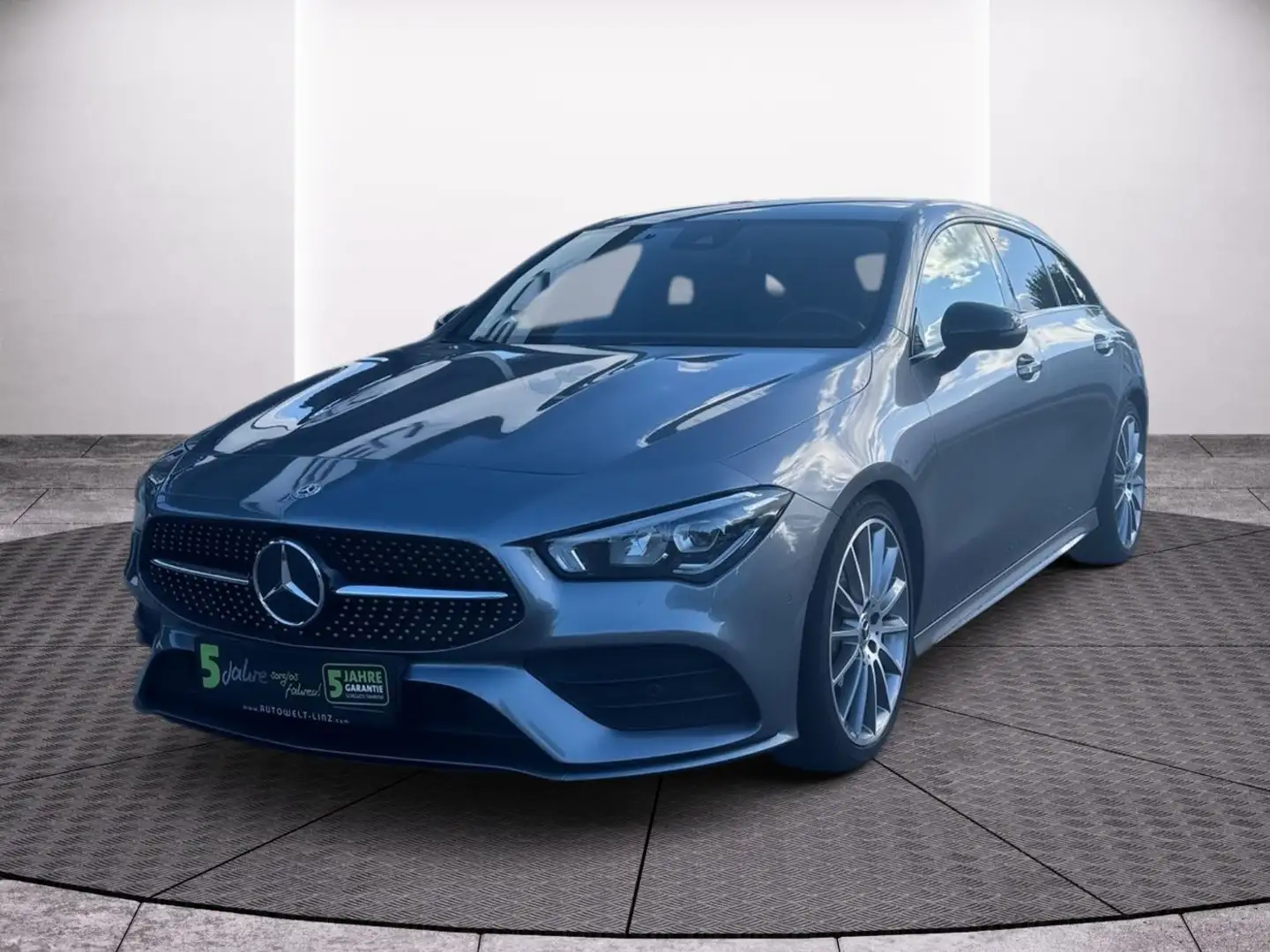 Mercedes-Benz CLA 200 AMG Line ACC+Navi+SHZ+LM Grau - 2