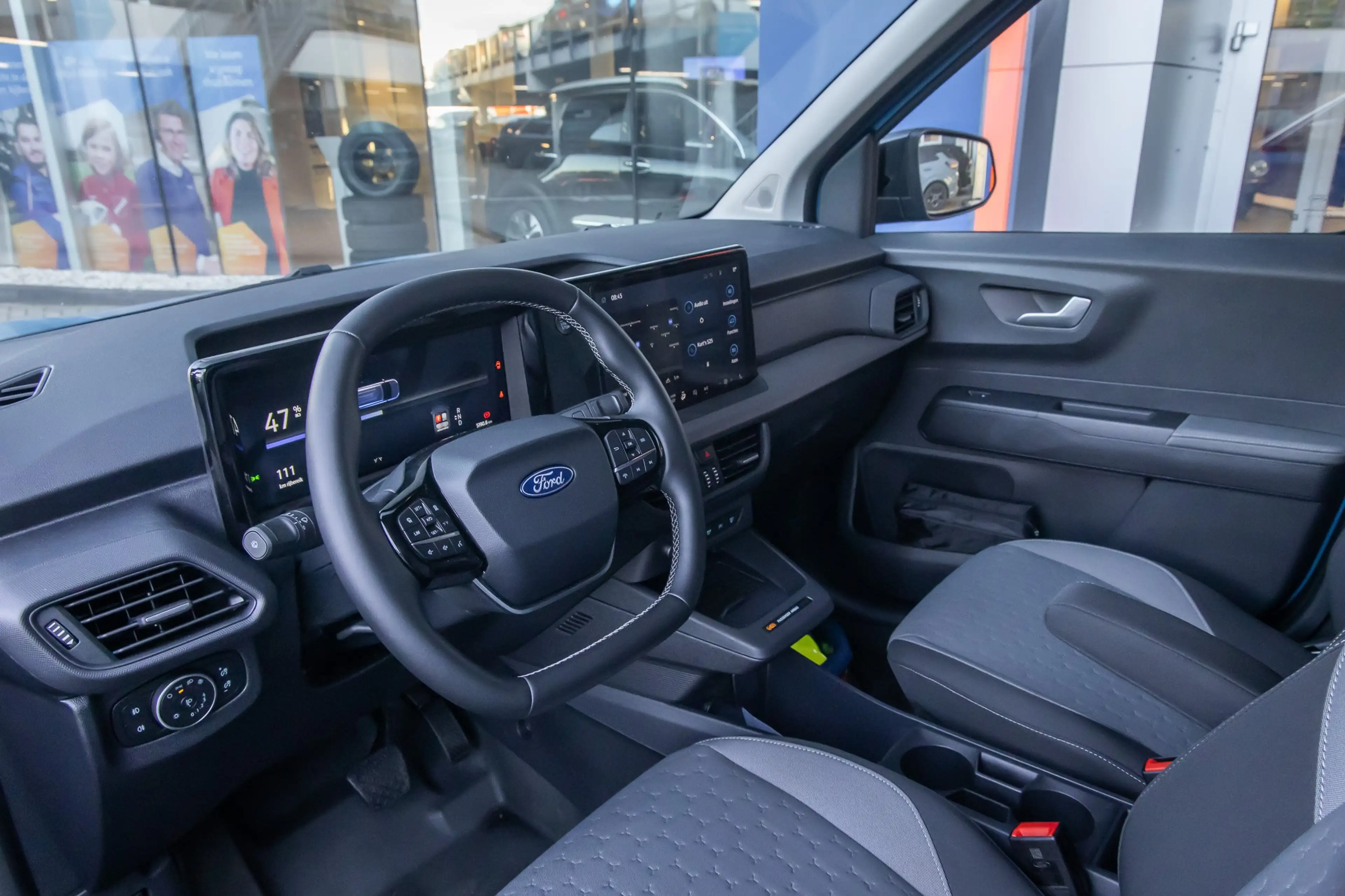 Ford E-Transit Cour. Limited 44 kWh | Trekhaak | Camera | Adap.cr — photo 2