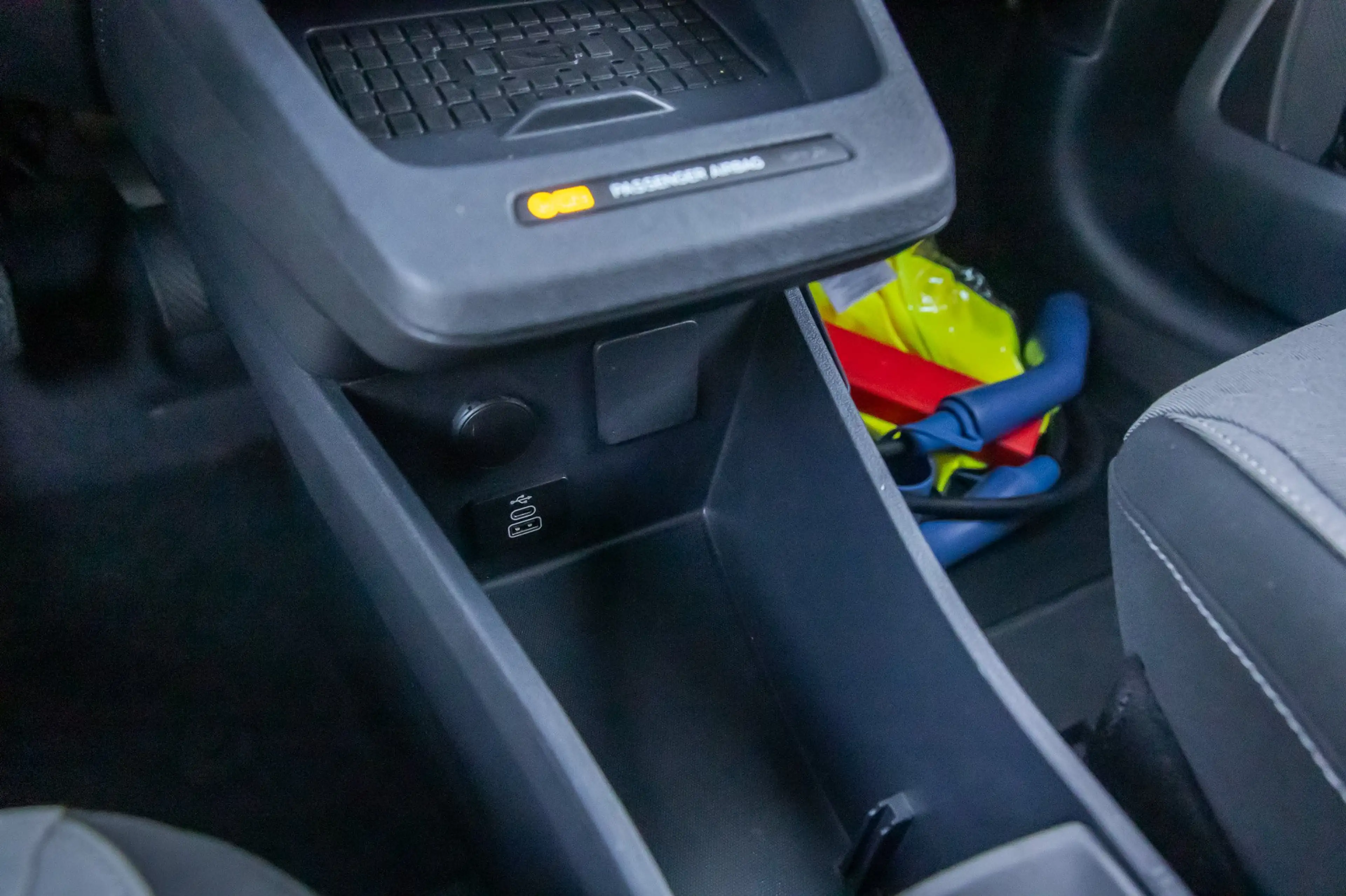 Ford E-Transit Cour. Limited 44 kWh | Trekhaak | Camera | Adap.cr — photo 39