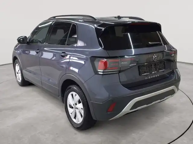 Volkswagen T-Cross view 5