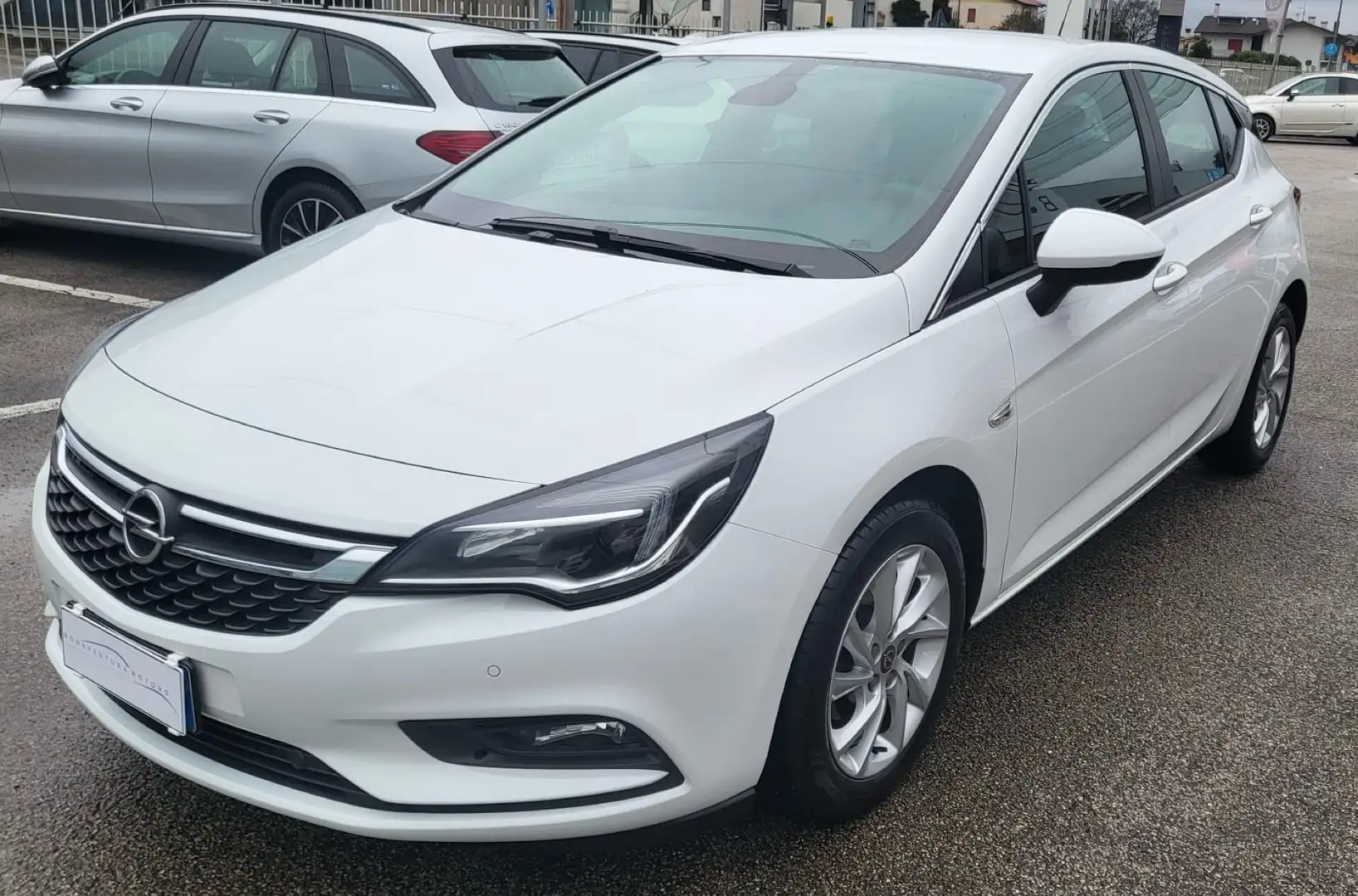 Opel Astra 5p 1.6 cdti Business s&s 110cv my18.5“PDC-CRUISE Bianco - 1