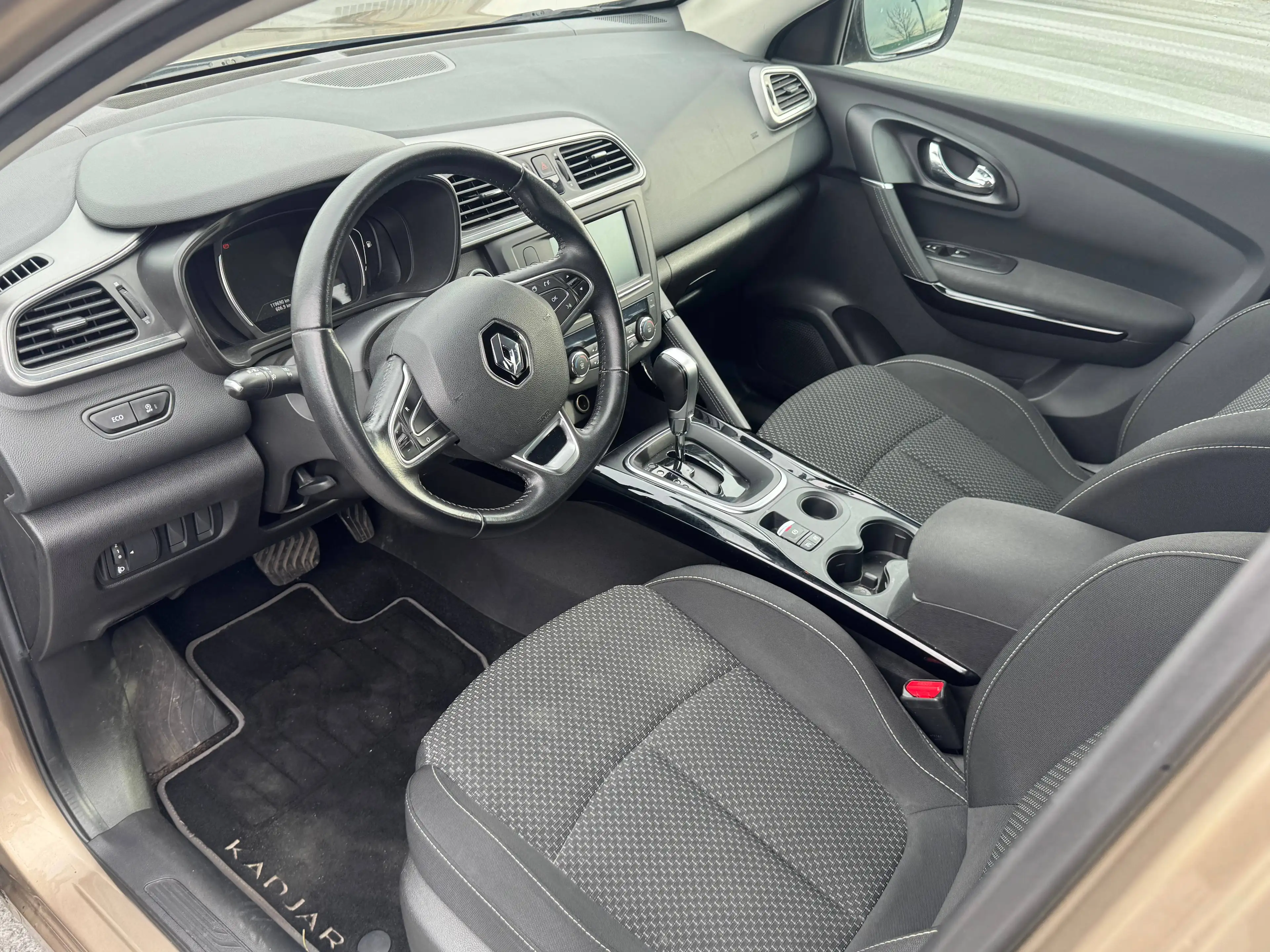 Renault Kadjar TÜV&Inspektion&Reifen NEU Automatick NAVI AHK — photo 9