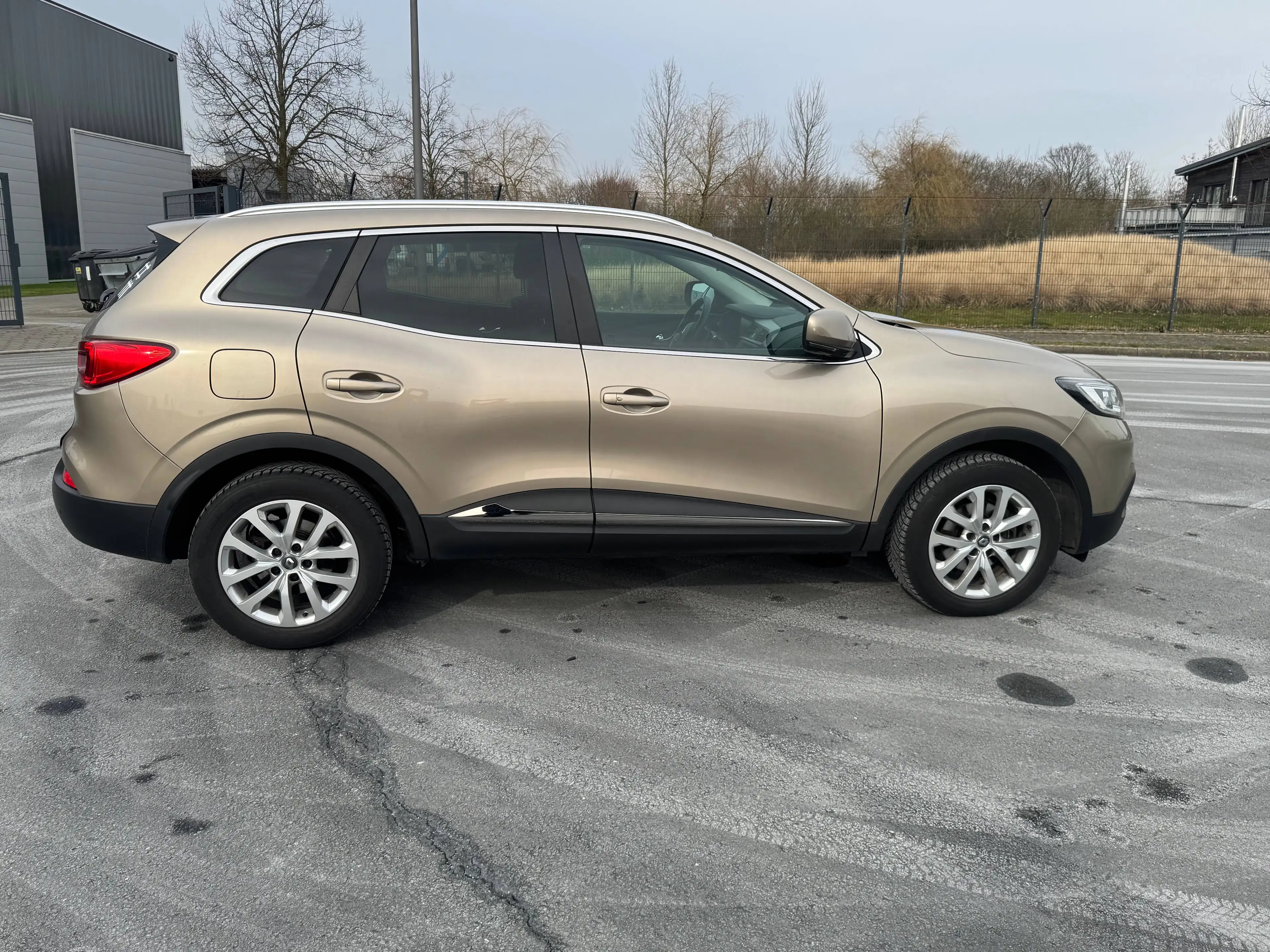 Renault Kadjar TÜV&Inspektion&Reifen NEU Automatick NAVI AHK — photo 5