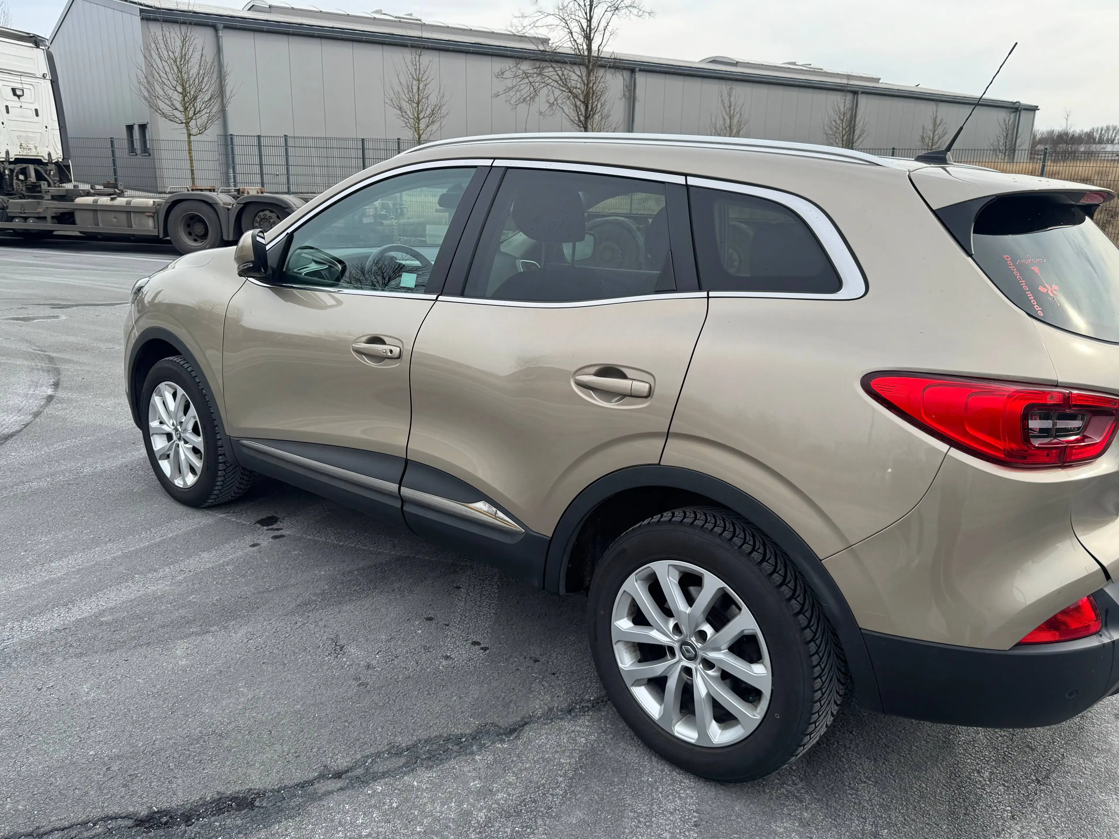 Renault Kadjar TÜV&Inspektion&Reifen NEU Automatick NAVI AHK — photo 3