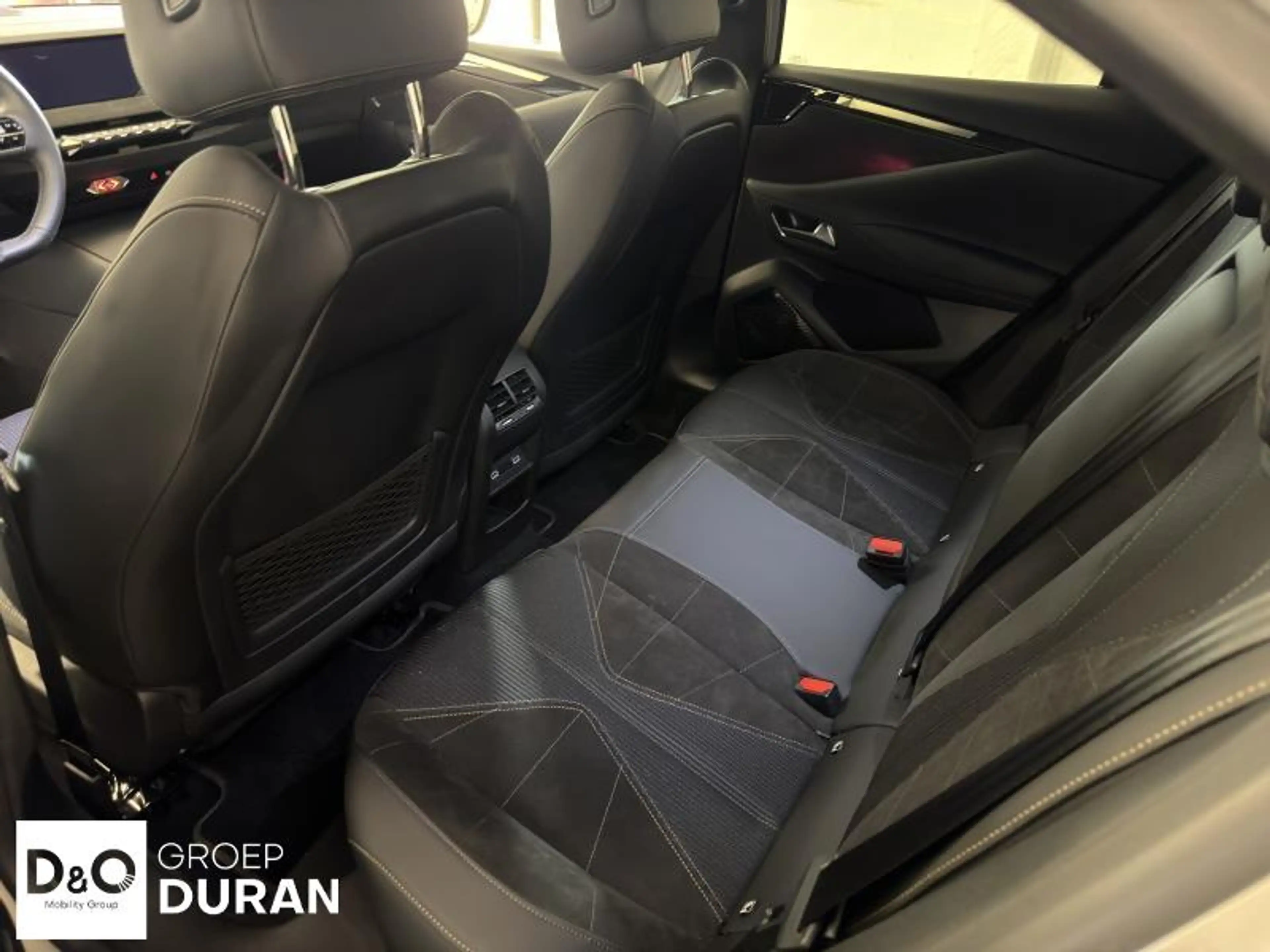 DS Automobiles DS 4 Crossback Etoile Hybrid e-dcs6 — photo 6