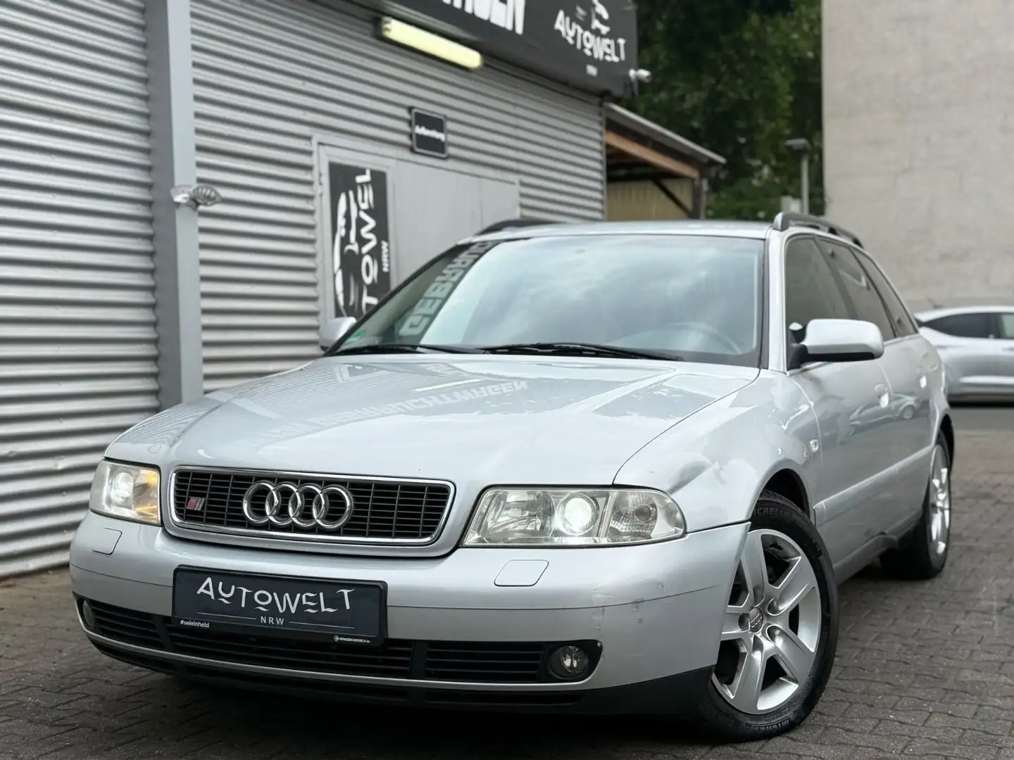 Audi A4 /S4 2.4 Avant *VELOUR*KLIMA*BOSE*XENON* Срібний - 1