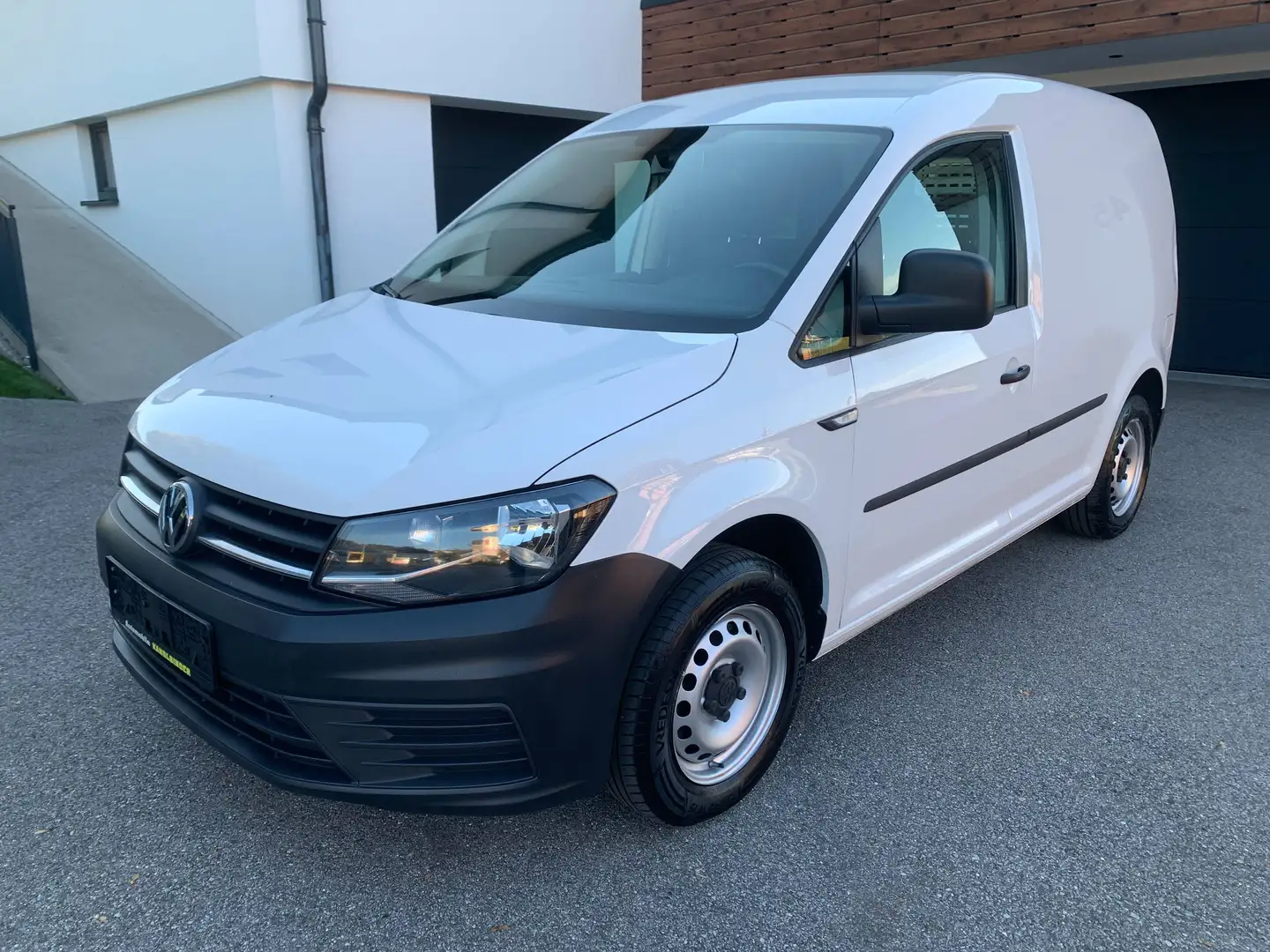 Volkswagen Caddy Kasten,REGALE Weiß - 1