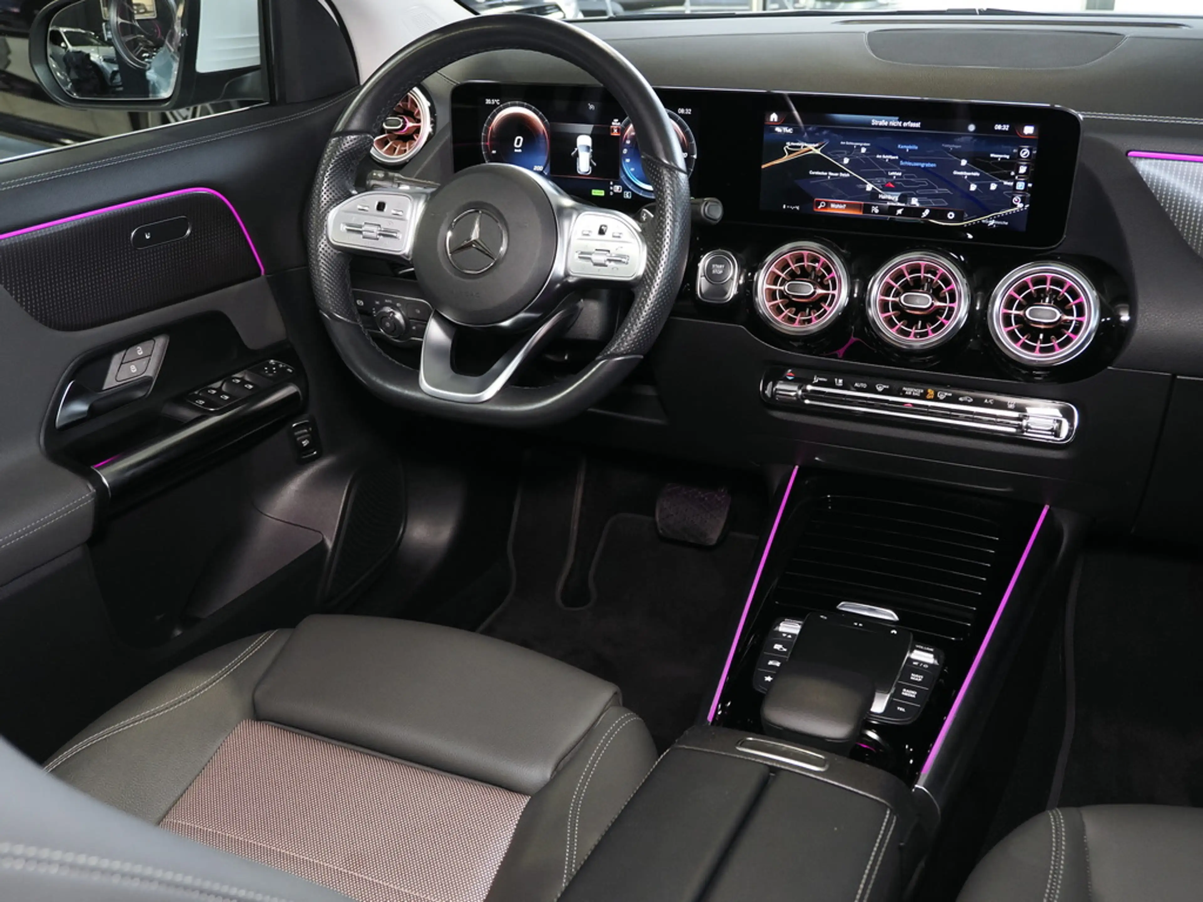 Mercedes-Benz EQA 250 + KAMERA LED DAB NAVI TEMPO SITHZG — photo 10