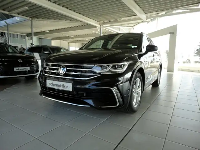 Volkswagen Tiguan R-Line TSI 7-Gang-DSG