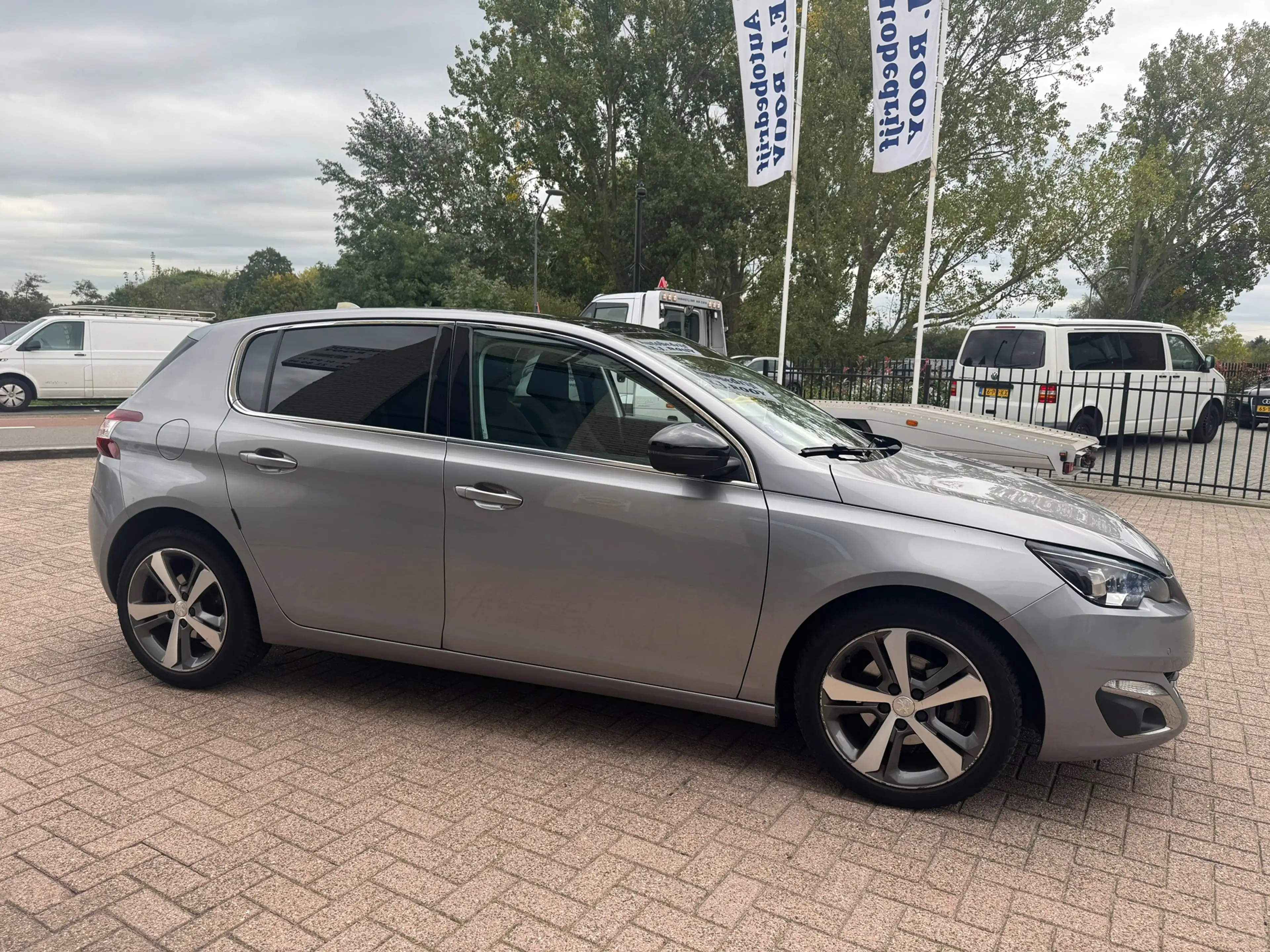 Peugeot 308 1.2 PureTech Allure- panodak-trekhaak- automaat — photo 5