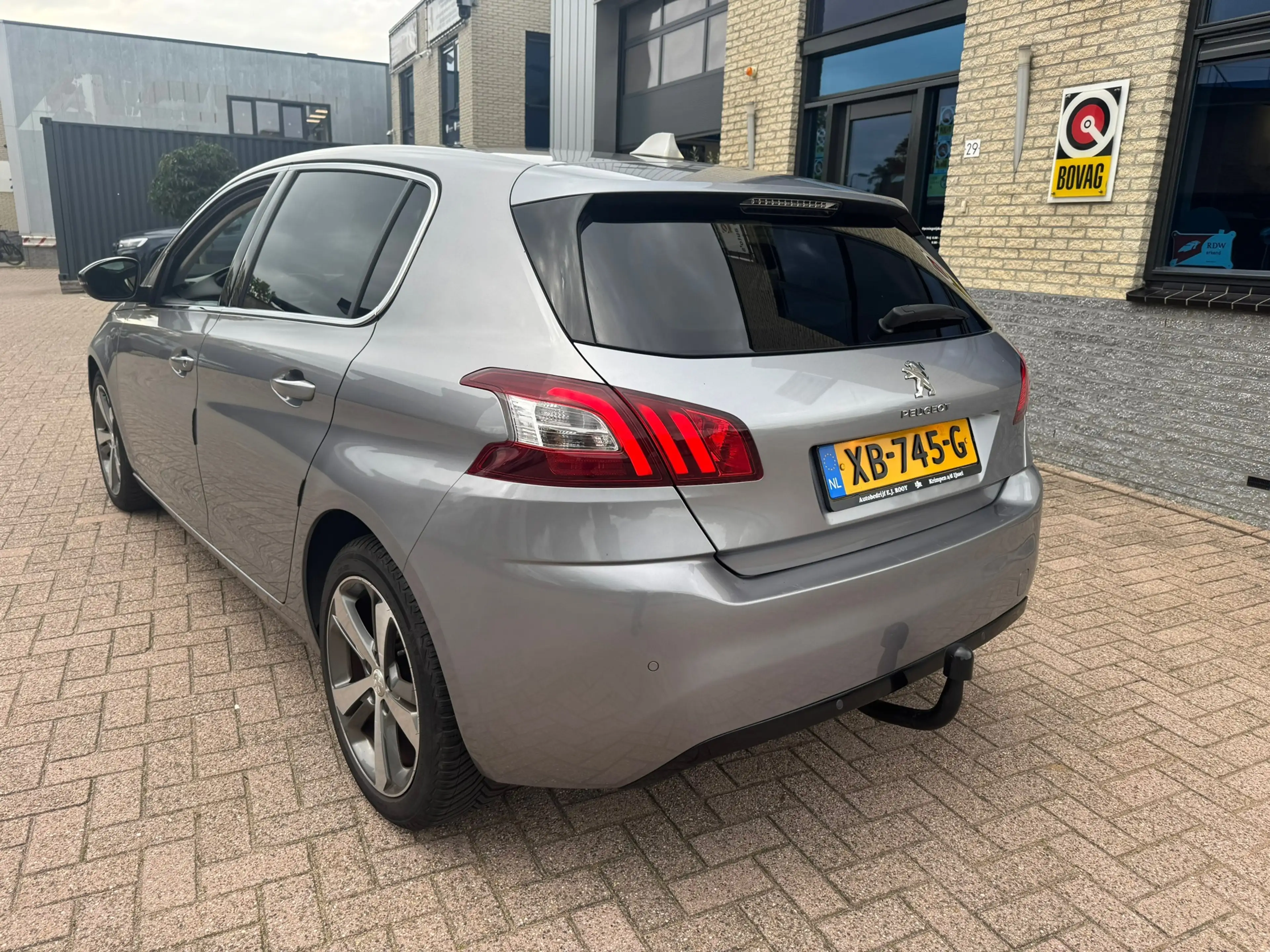 Peugeot 308 1.2 PureTech Allure- panodak-trekhaak- automaat — photo 3