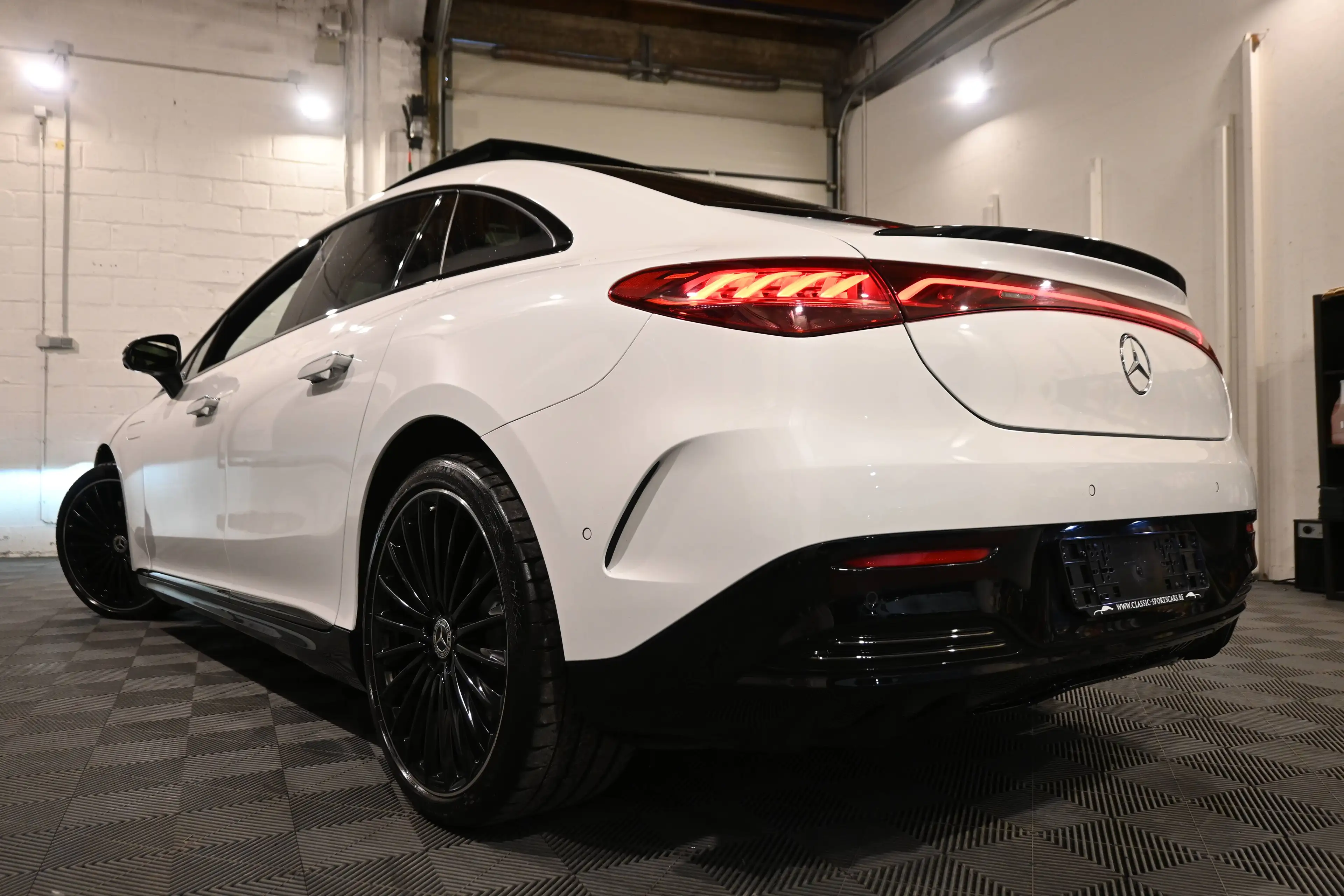 Mercedes-Benz EQA 350 EQA 350 + 4-Matic AMG LINE / PANO / AIR / CAMERA 360 / DISTRONIC / 21 INCH / FULL FULL OPTIONS !! — photo 9