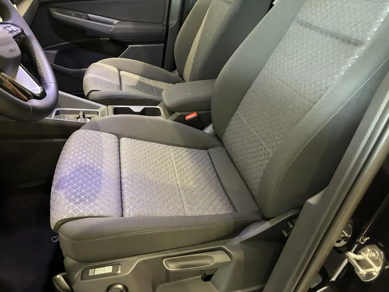 Ford Tourneo Connect 2026 — фото 12