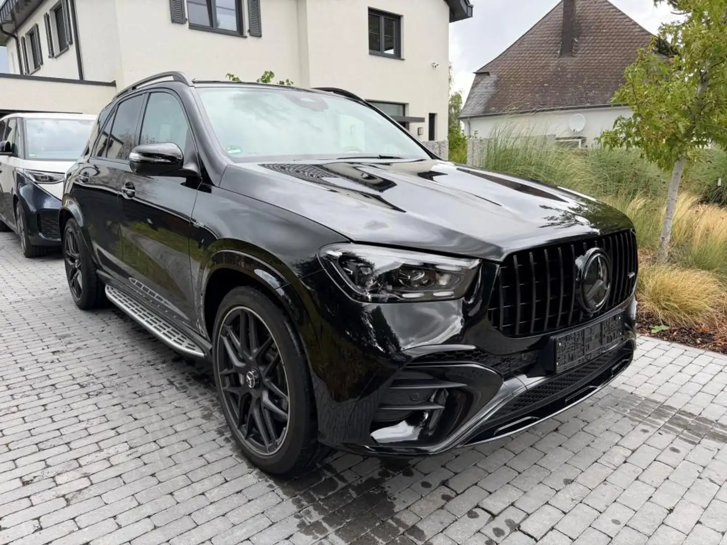 Mercedes-Benz Sonstige 4M+ SUV Massage Carbon Soft AHK 320 kW (435 PS)... Schwarz - 1