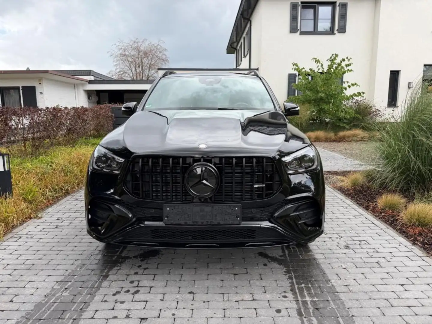 Mercedes-Benz Sonstige 4M+ SUV Massage Carbon Soft AHK 320 kW (435 PS)... Schwarz - 2