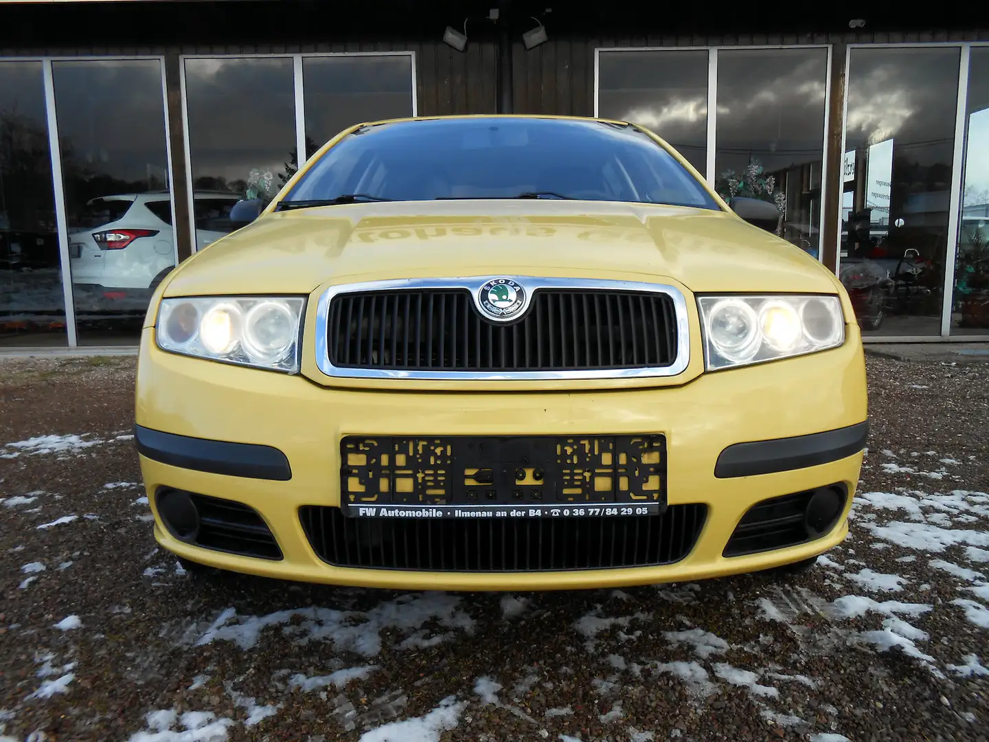 Skoda Fabia 1.2 HTP Classic KLIMA ALU ZV WINTERRÄDER Gelb - 2