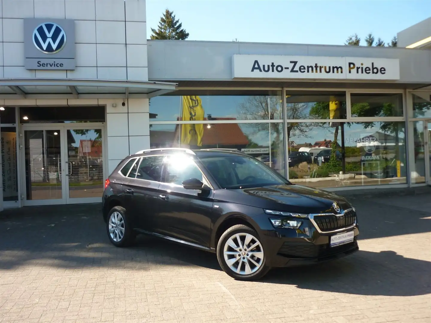 Skoda Kamiq Clever 1,0 TSI DSG+Klima+ACC+LED+Sitzh+Cam Noir - 1