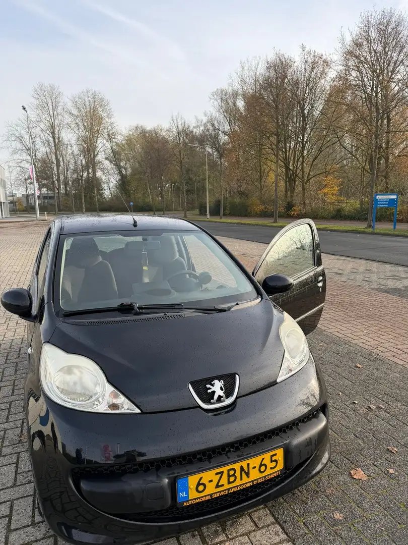 Peugeot 107 1.0-12V XR KM:196.320 NIEUWE APK 05-12-2026!! Zwart - 2