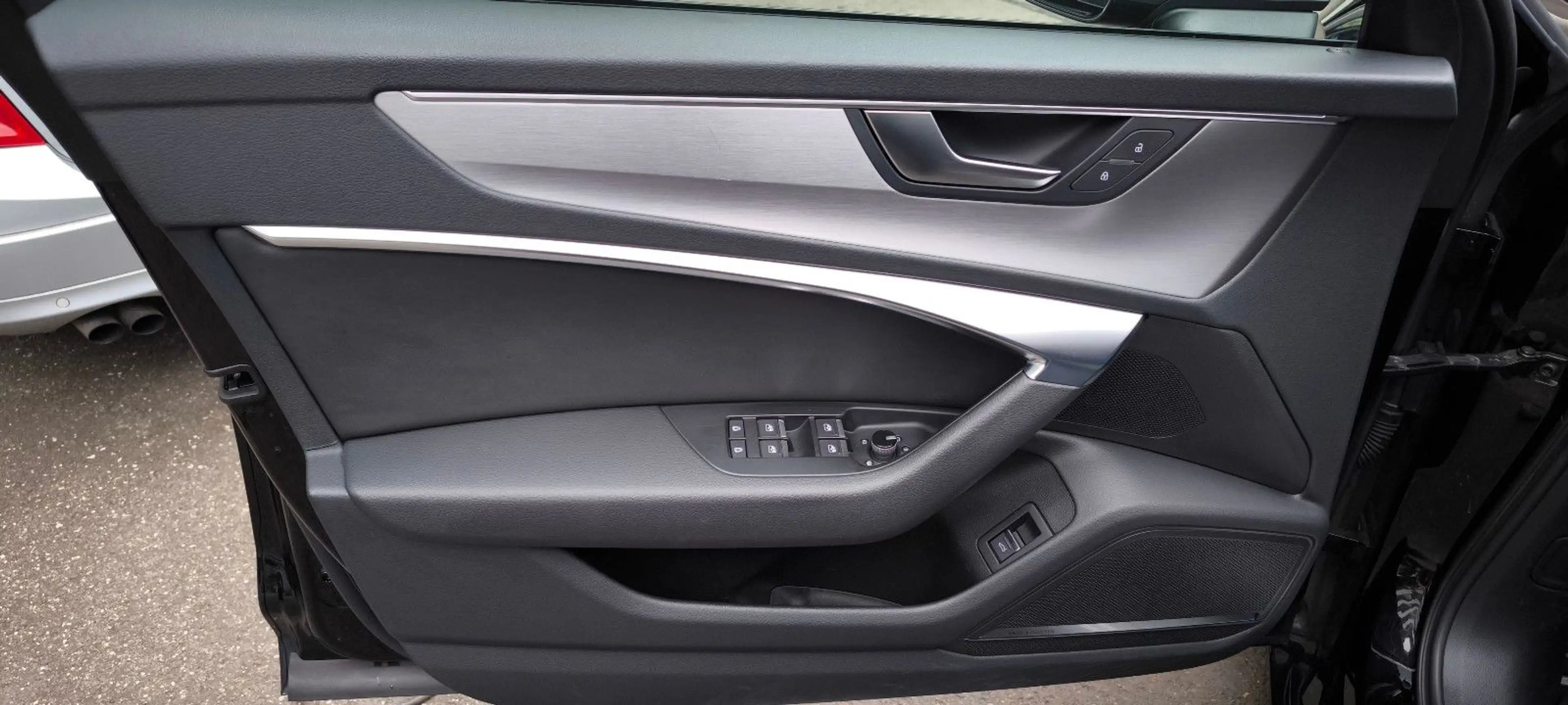 Audi A6 Avant 3.0 TDI quattro sport — photo 12