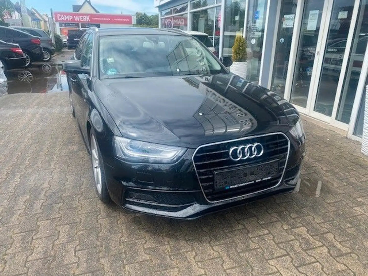 Audi A4 Avant Ambition S-line Schwarz - 2
