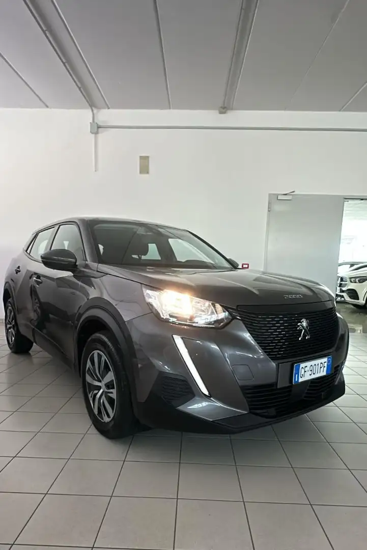 Peugeot 2008 BlueHDi 110 S&S Active Grigio - 2