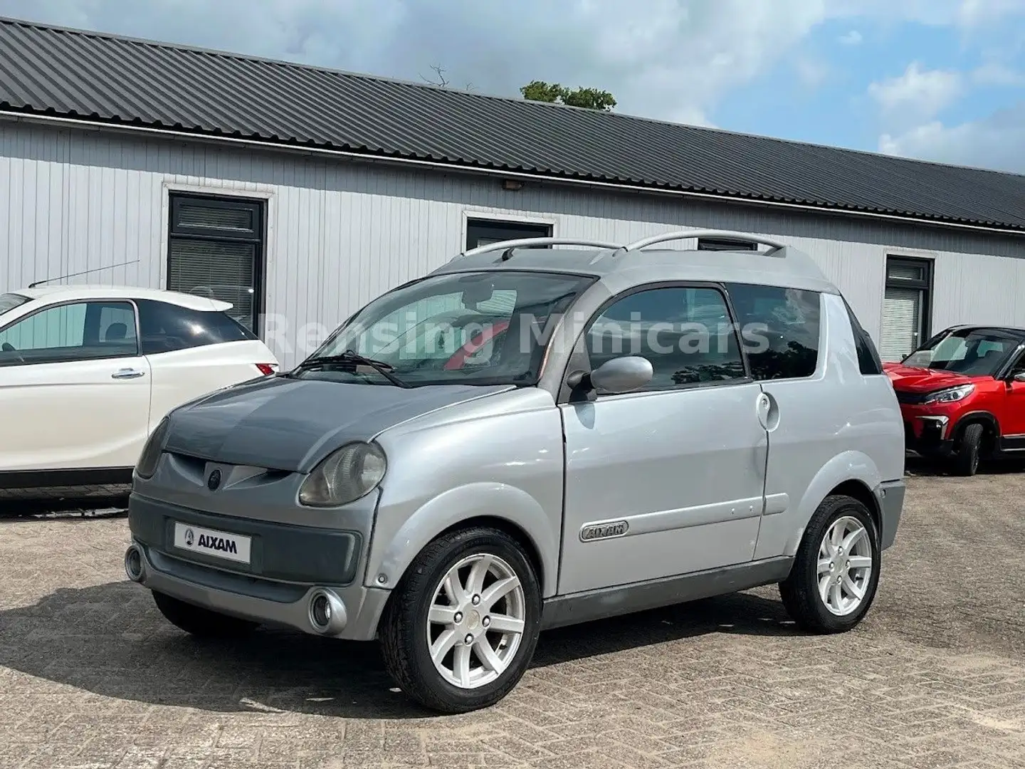 Aixam Crossline XXL Koffer Mopedauto Microcar 45 KM Stříbrná - 1