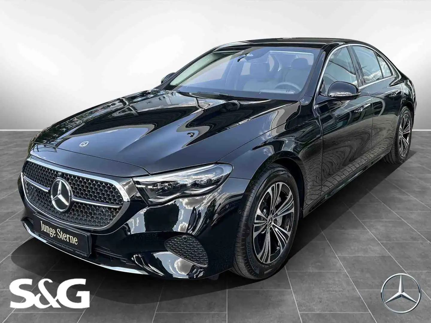 Mercedes-Benz E 450 d 4M Limousine Avantgarde MBUX+360°+18 Schwarz - 1