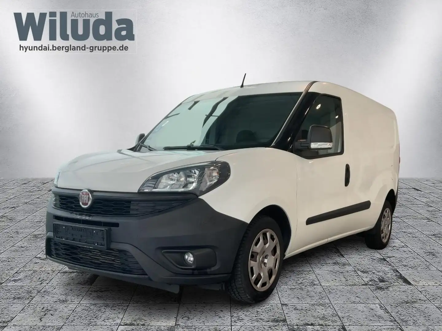 Fiat Doblo Maxi AHK Blanco - 1