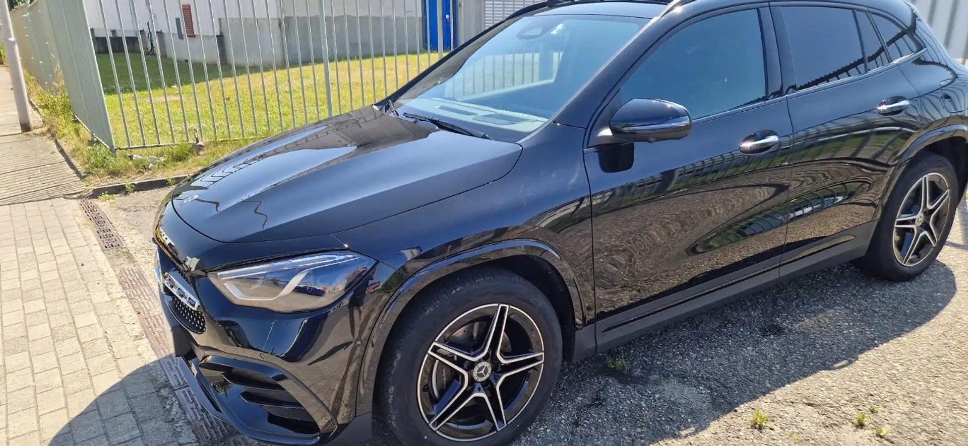 Mercedes-Benz GLA 250 GLA 250 e 8G-DCT Edition AMG Line Noir - 2