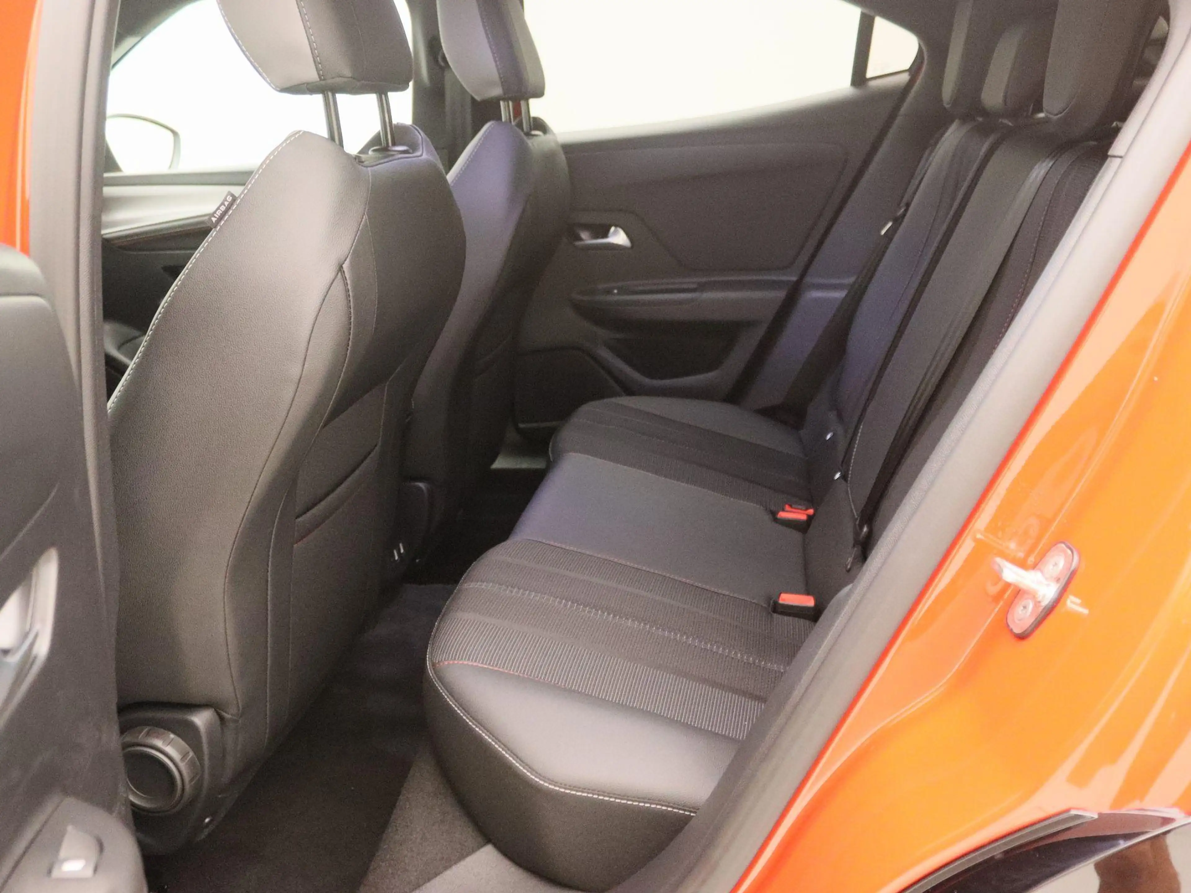 Opel Mokka-E Electric YES 54 kWh | DEMO SALE | TOT 8 JAAR GARAN — photo 13
