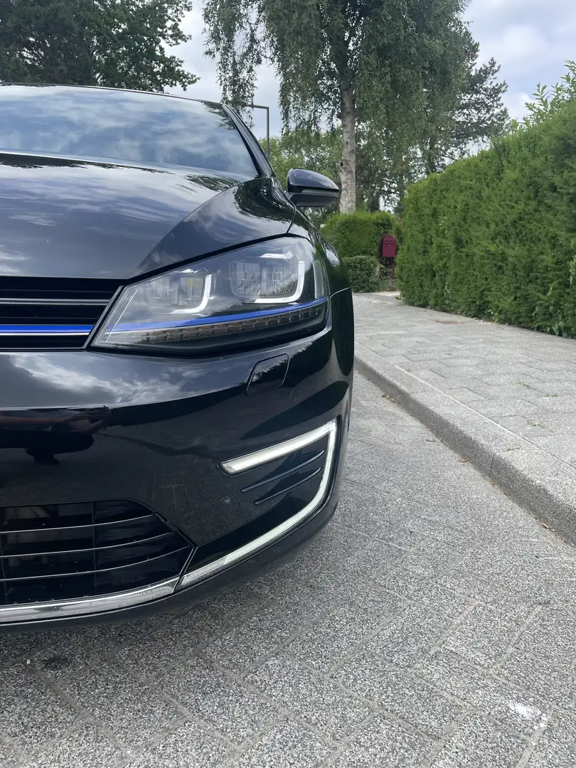 Volkswagen Golf 7 GTE 1.4 TSI Zwart - 2