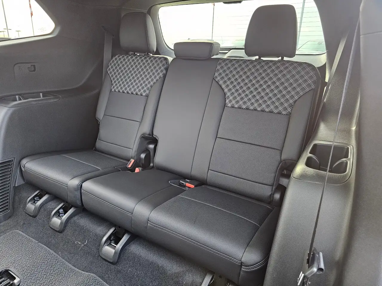 GMC Acadia снимка GMC Acadia