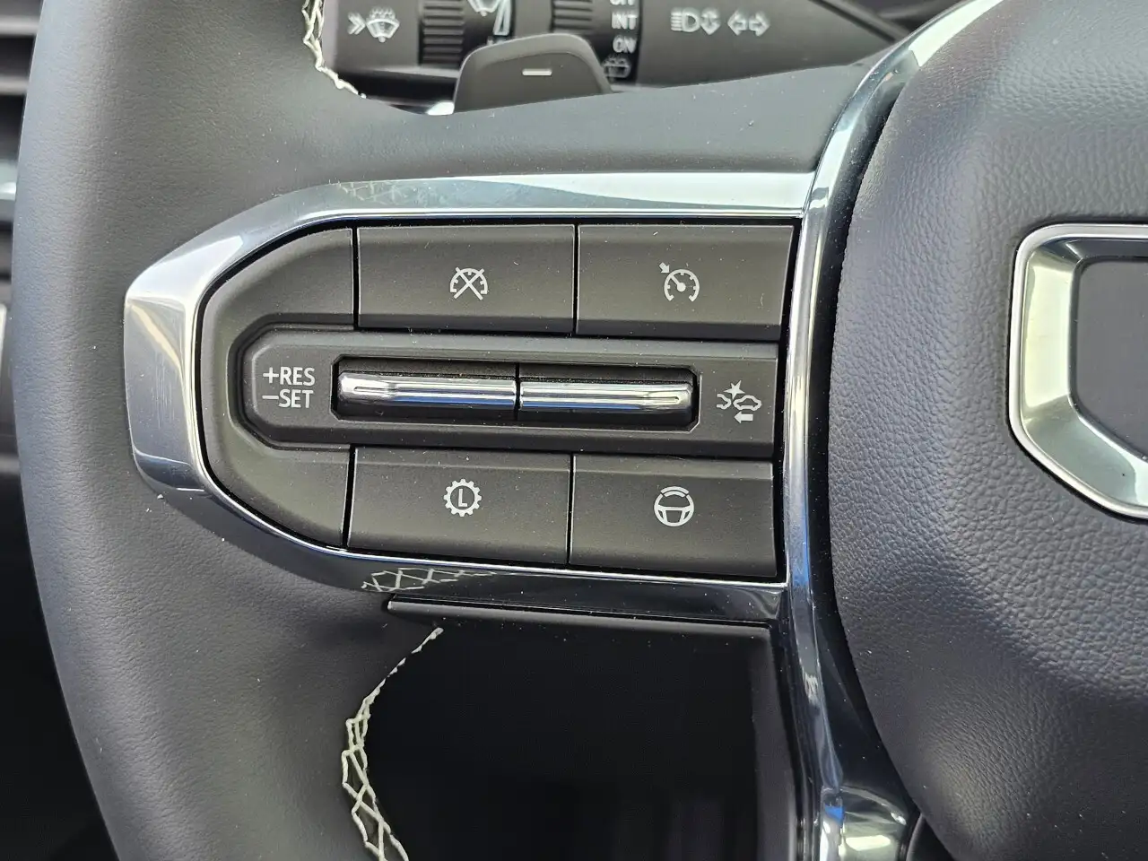 GMC Acadia снимка GMC Acadia