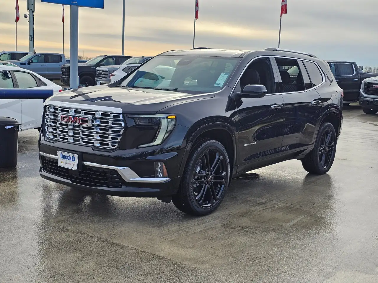 GMC Acadia снимка GMC Acadia