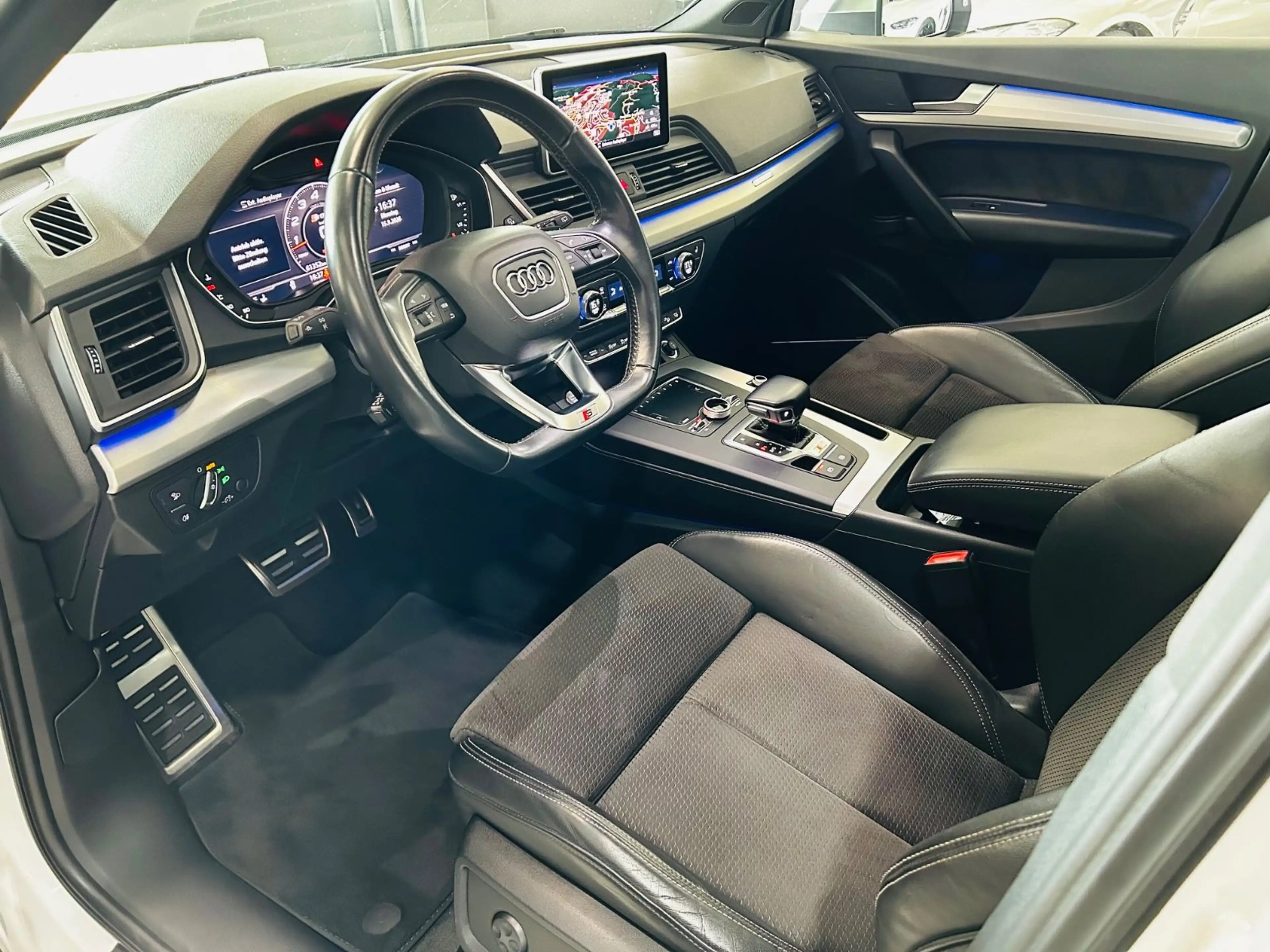 Audi SQ5 3.0 TFSI quattro*LED*B&O*PANO*STANDHZ* — photo 13