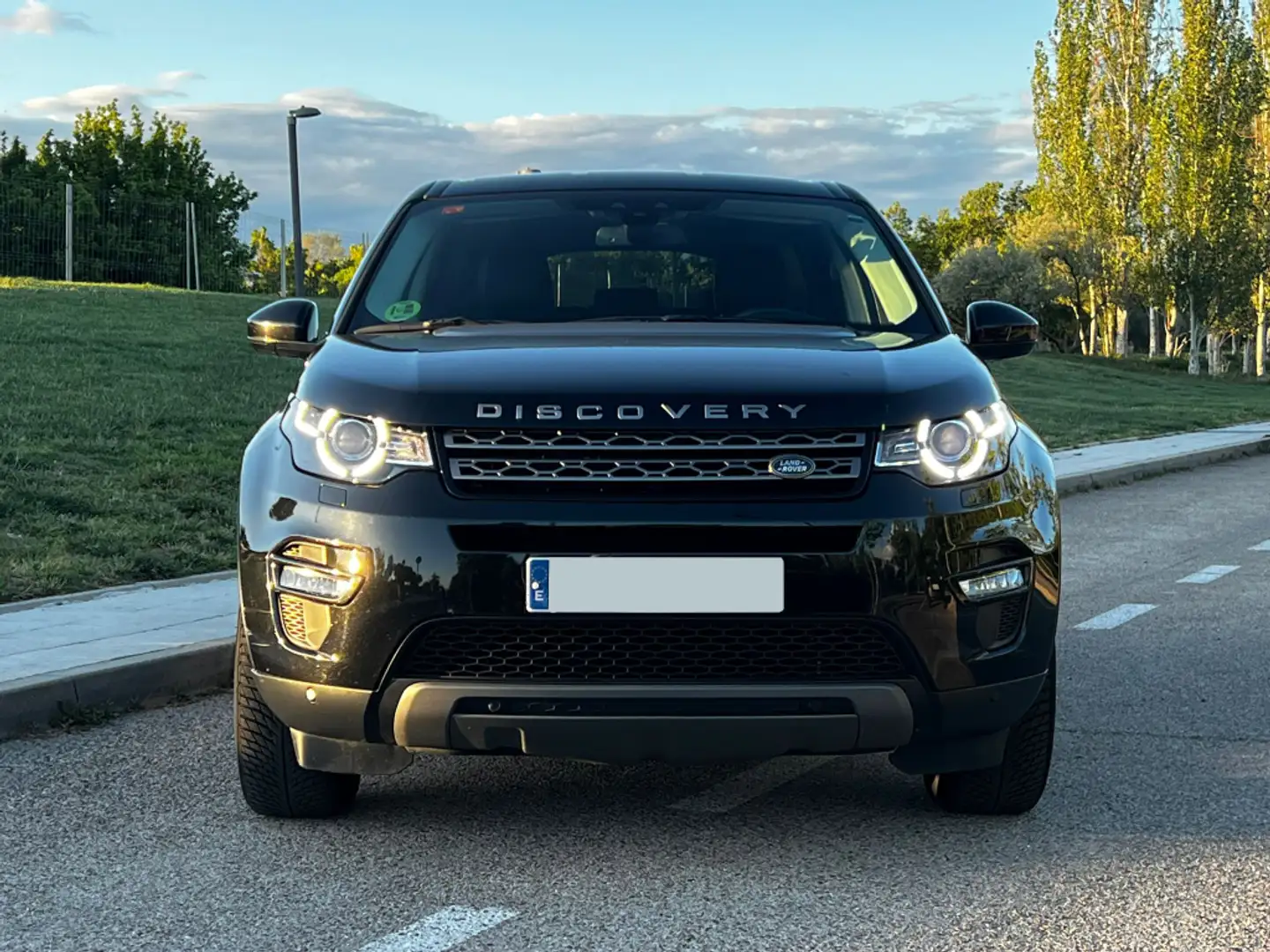 Land Rover Discovery Sport 2.0TD4 HSE 4x4 150 Negro - 2