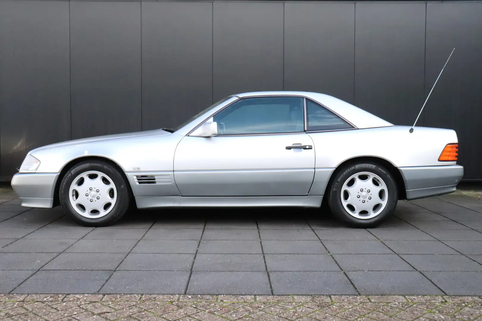 Mercedes-Benz SL 500 Cabrio | HARDTOP! | 320 PK | CLIMATE | LEDER | MEM Grijs - 2