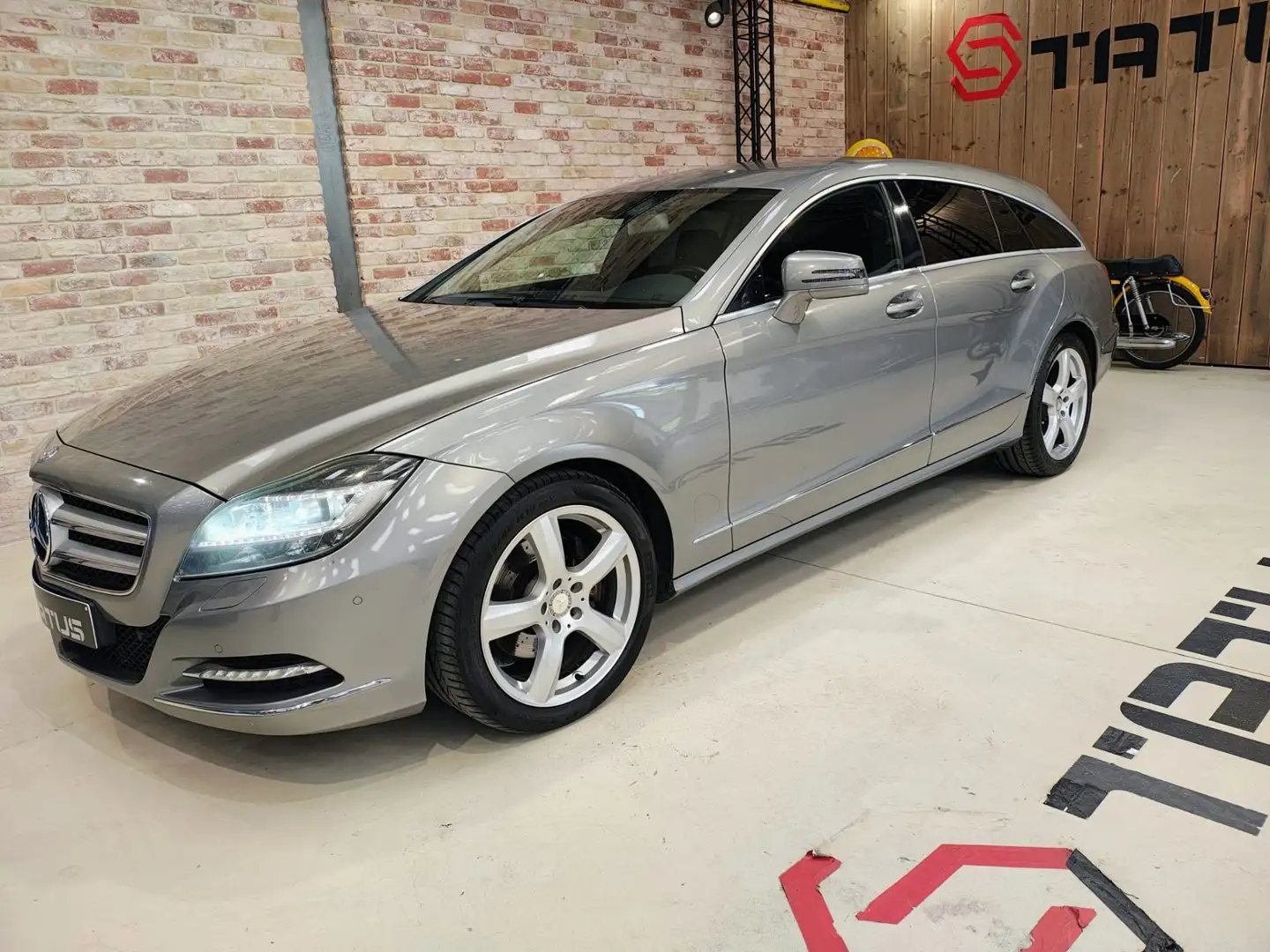 Mercedes-Benz CLS 250 CLS 250 CDI BE Argintiu - 1
