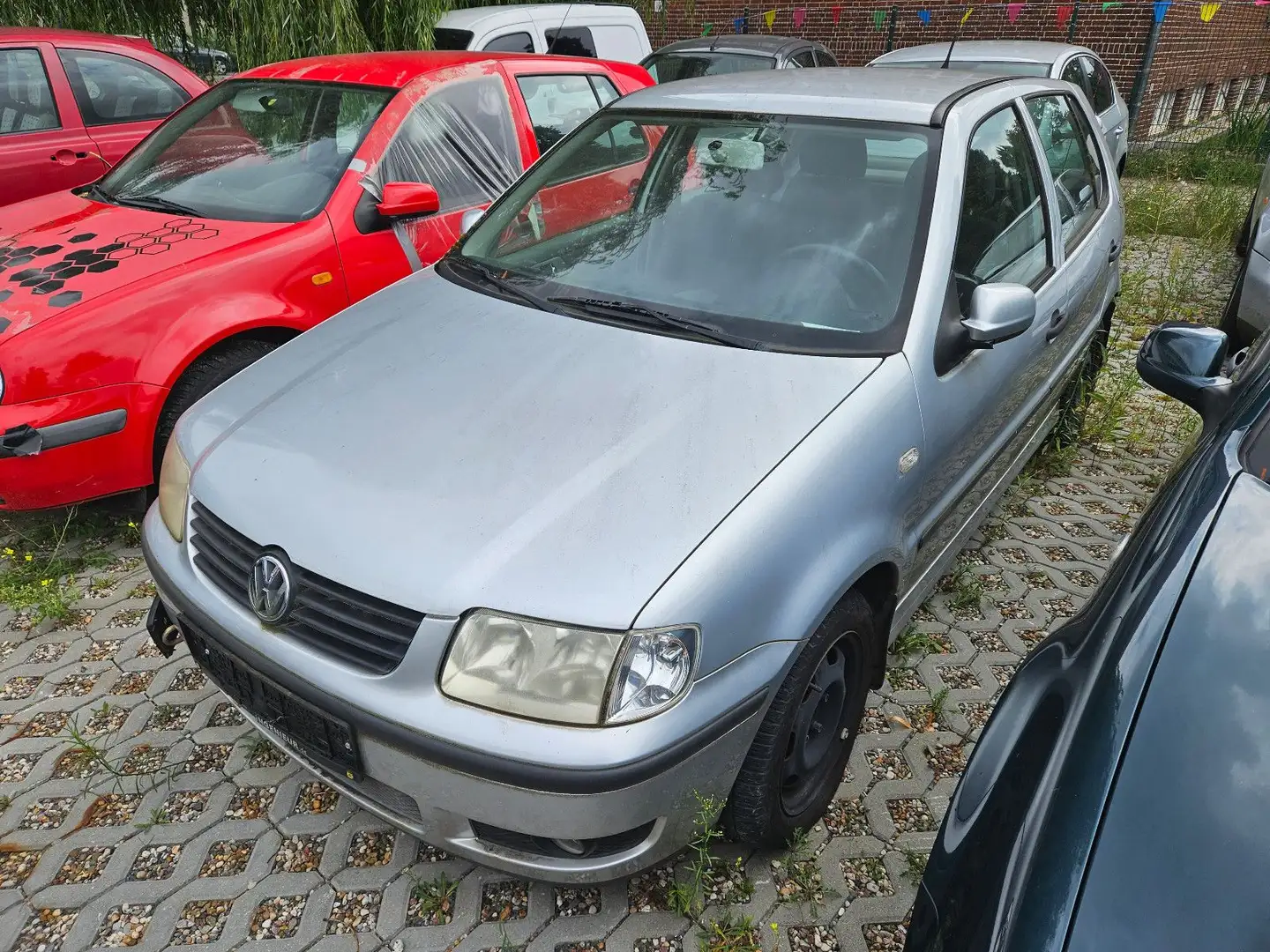 Volkswagen Polo 1.4 55kW Basis Stříbrná - 1