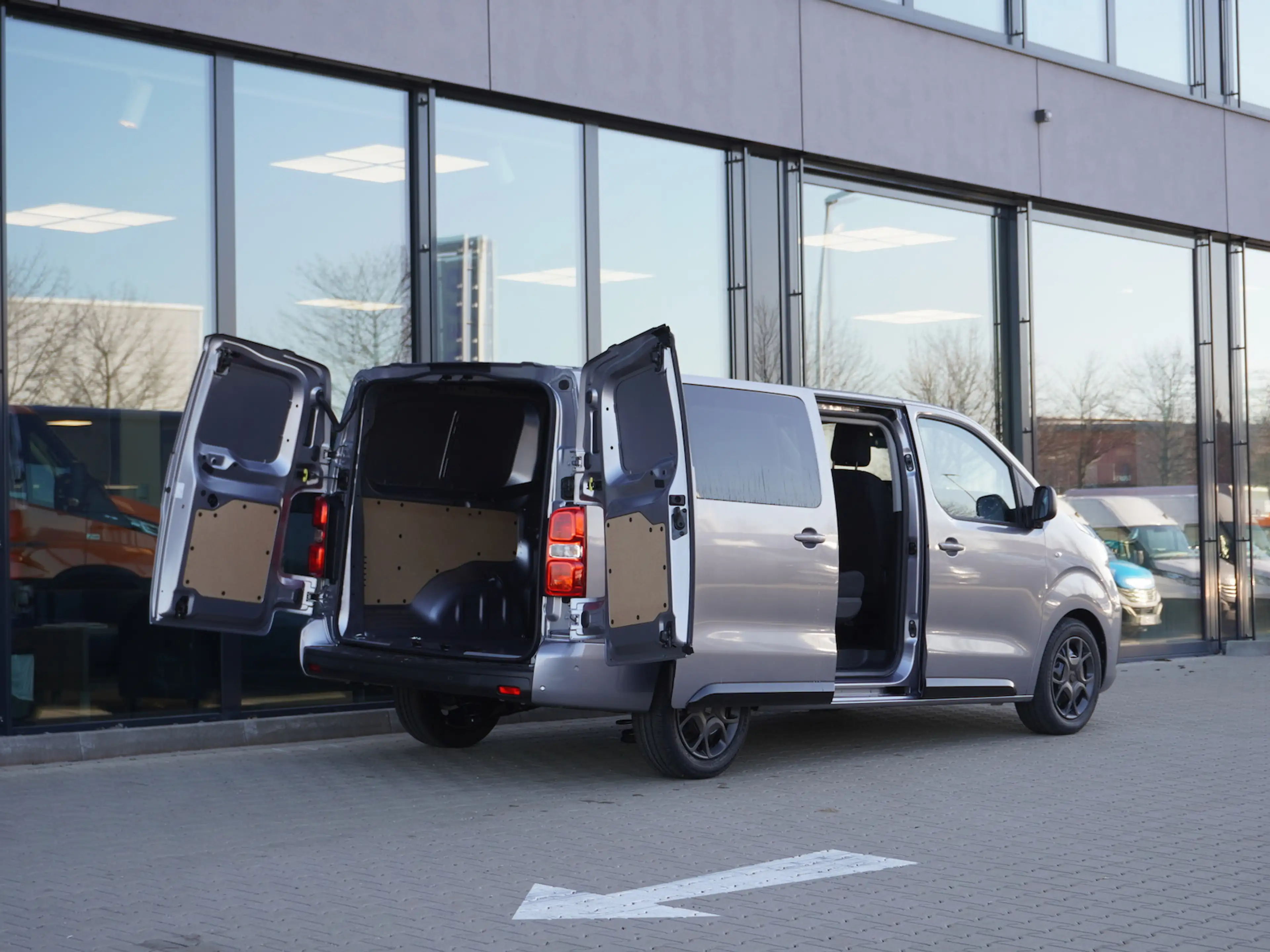 Fiat Scudo Multicab L3 2.2 150 / 5-Sitzer + Sitzheiz. — photo 4