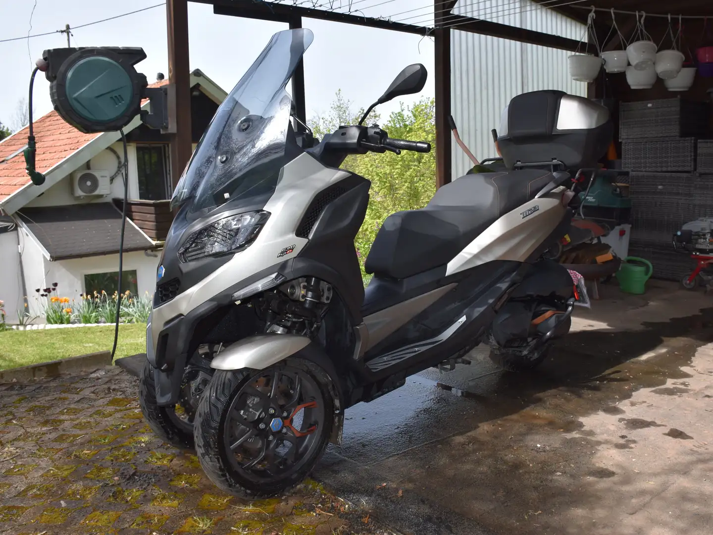 Piaggio MP3 530 Argintiu - 2