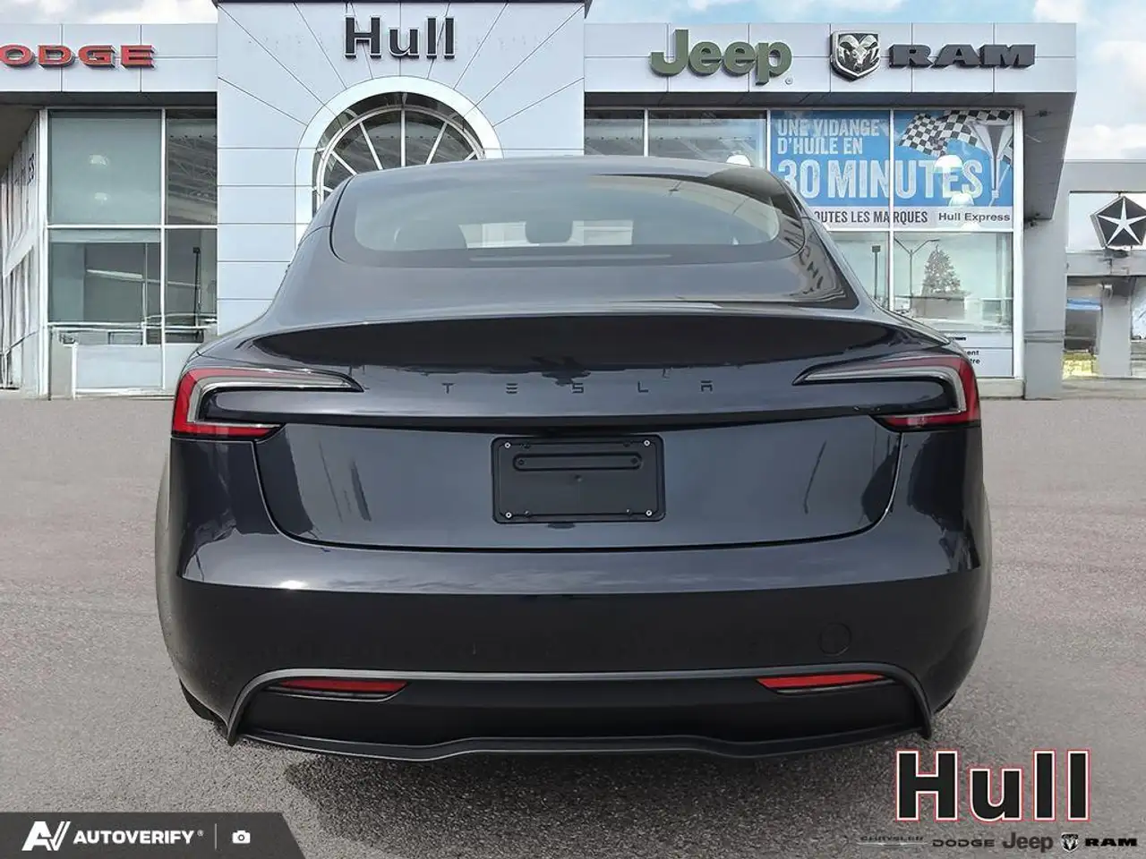 Tesla Model 3 fotografie Tesla Model 3