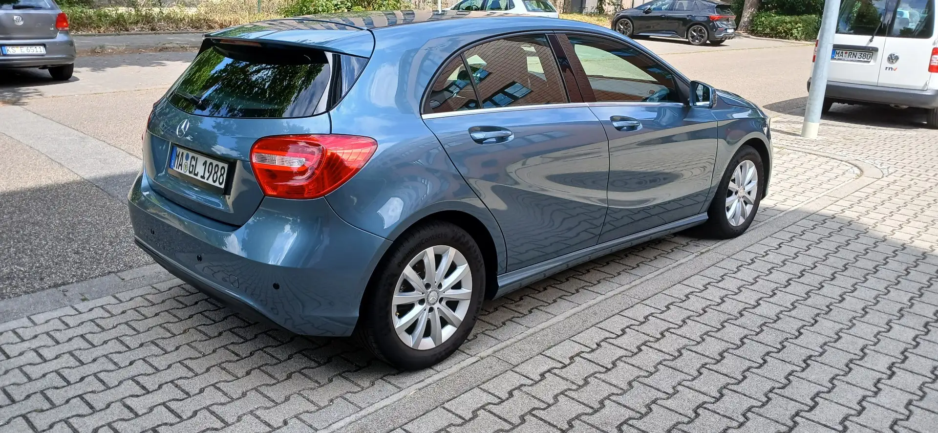 Mercedes-Benz A 180 CDI (BlueEFFICIENCY) - 1