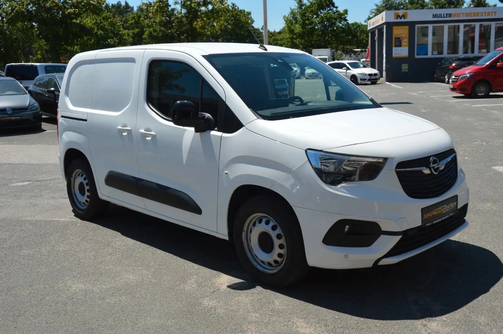 Opel Combo E Cargo 1.5D CarPlay"PDC"AHK"KEYGO Wit - 2