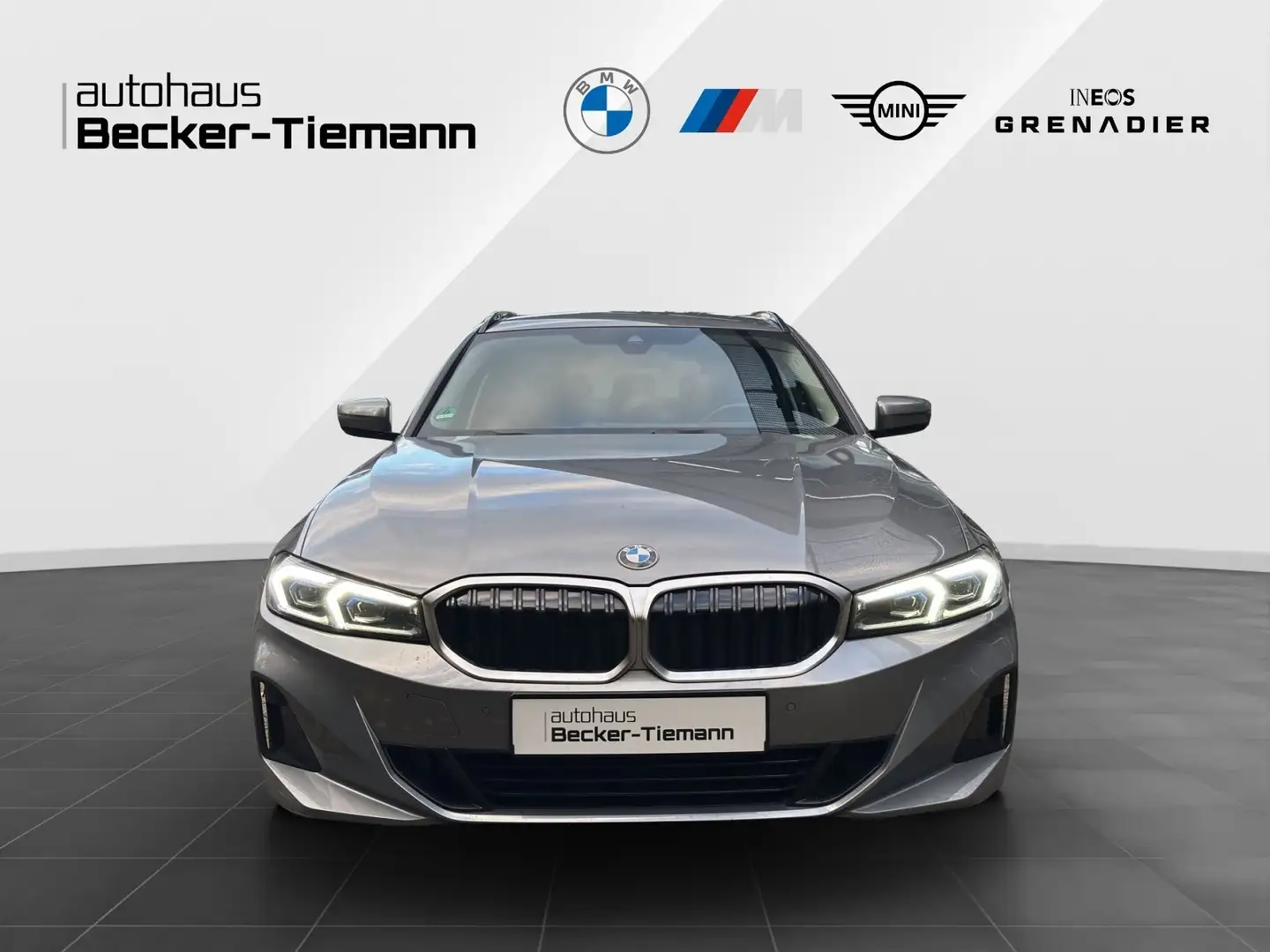 BMW 318 i Touring DAB | Tempomat | Adap.LED | Klima | Navi Grau - 2