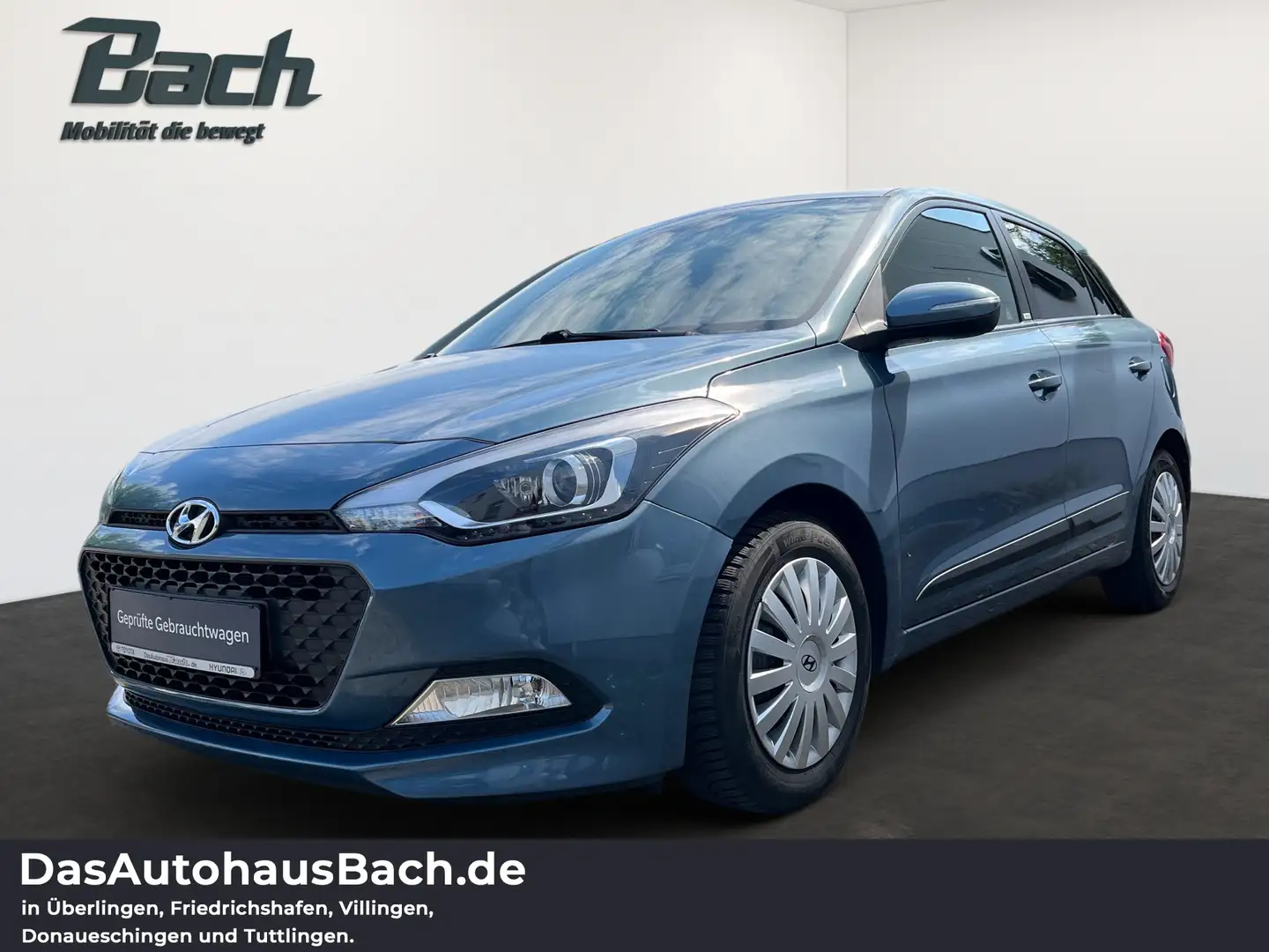 Hyundai i20 1.2 Passion Blauw - 1