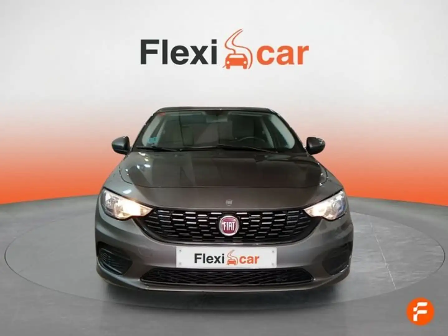 Fiat Tipo 1.4 16v Easy 70kW (95CV) gasolina 5p. Gris - 2