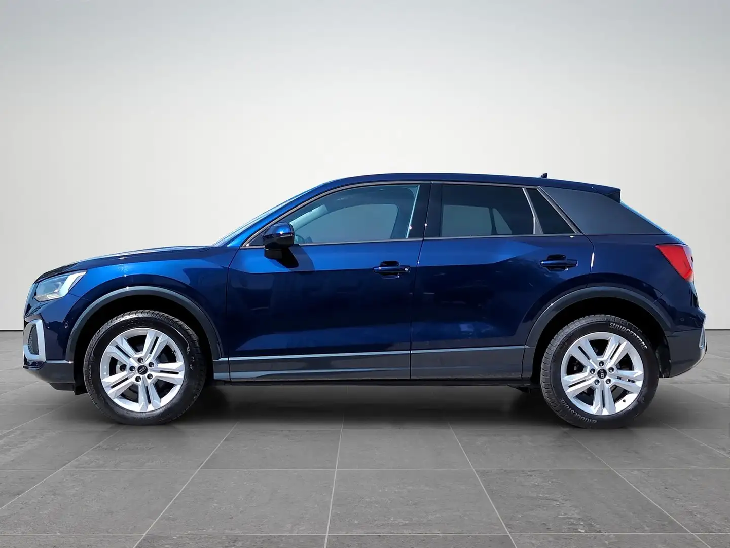 Audi Q2 35 TFSI advanced Blau - 2
